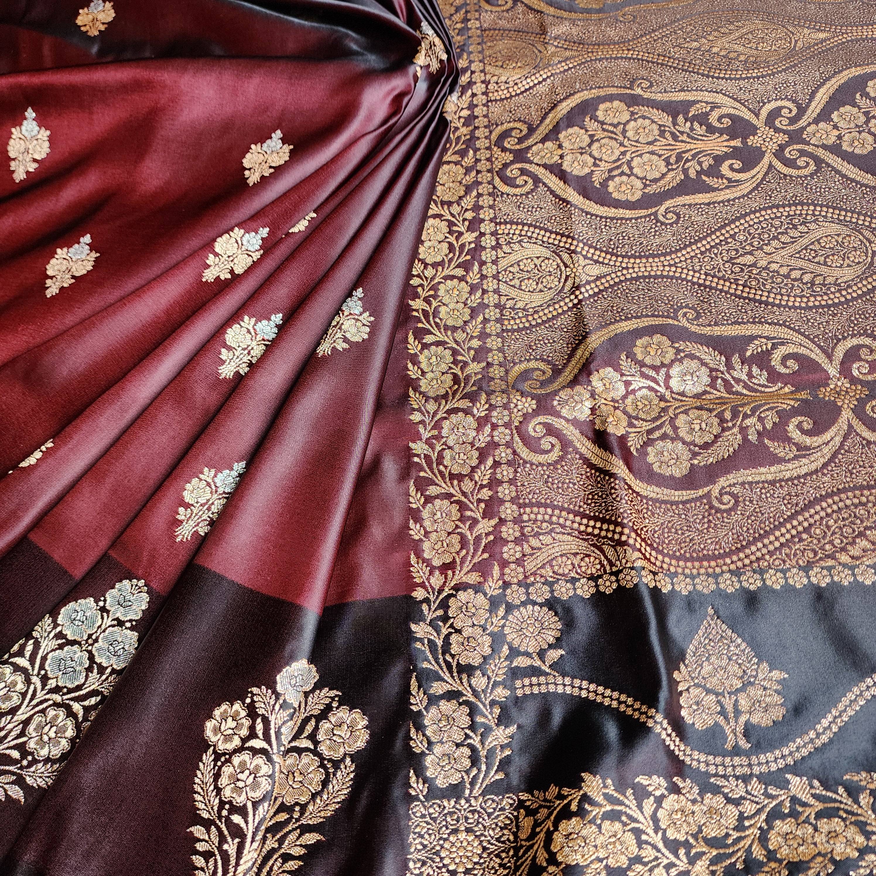 Dual-Tone Maroon Pure Banarasi Katan Silk Saree
