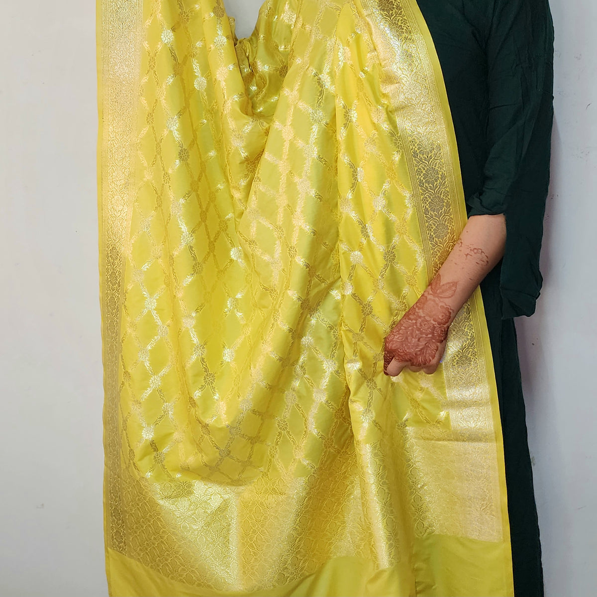Banarasi Tapetta Silk - Sunshine Zari Jaal Dupatta