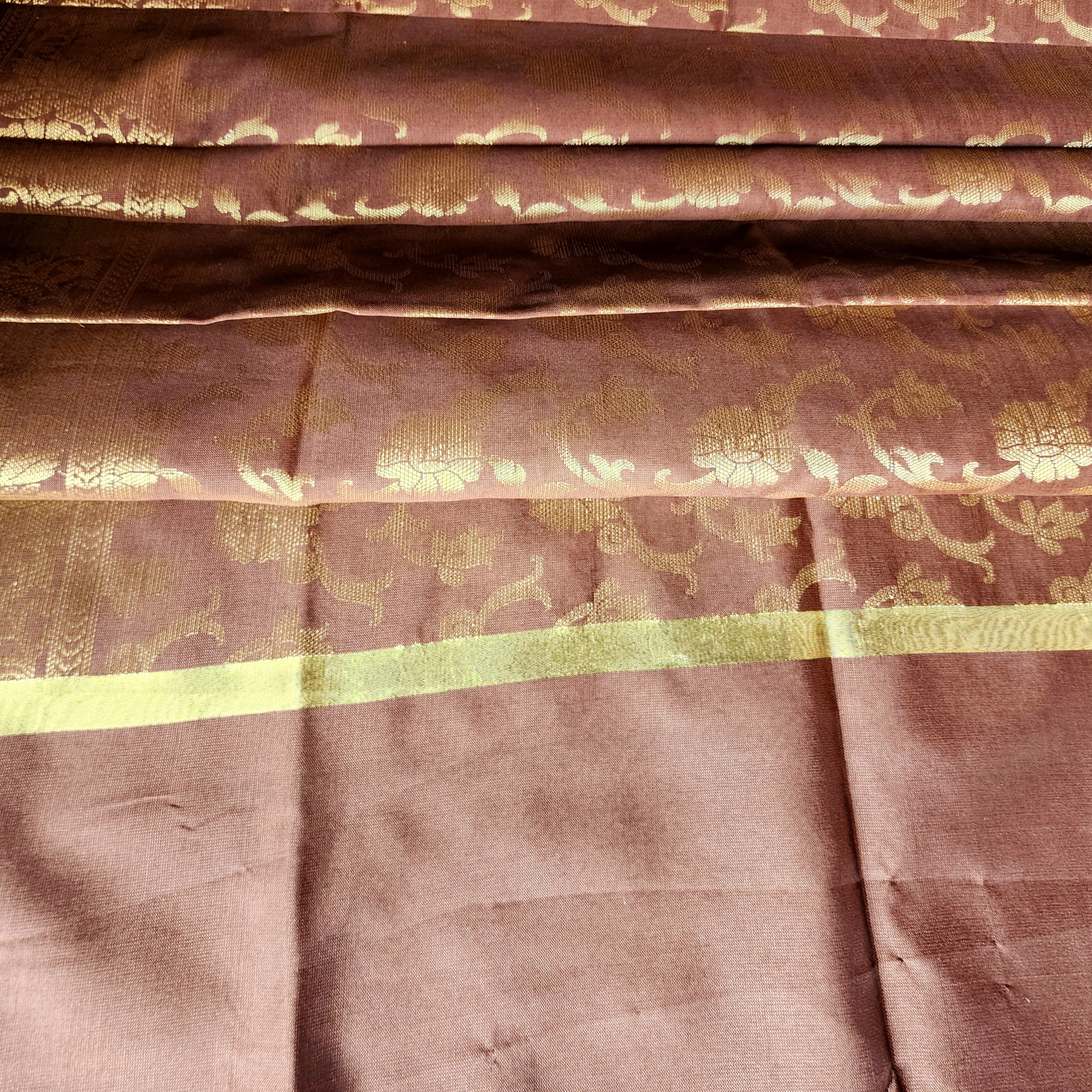 Copper Brown Banarasi Tapetta Silk Dupatta with Gold Floral Weave