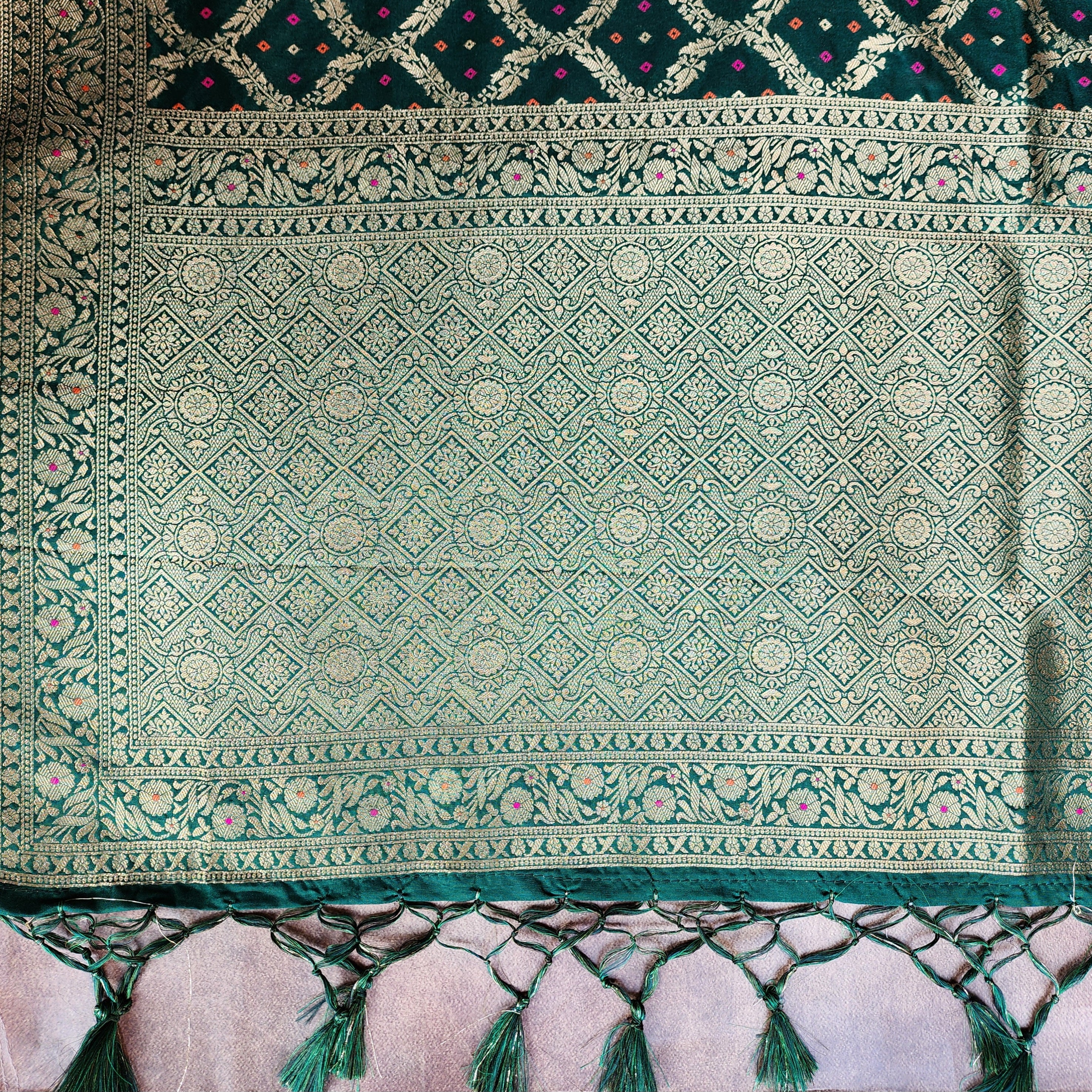 Bottle Green Bandhani Dupatta with Traditional Jaal