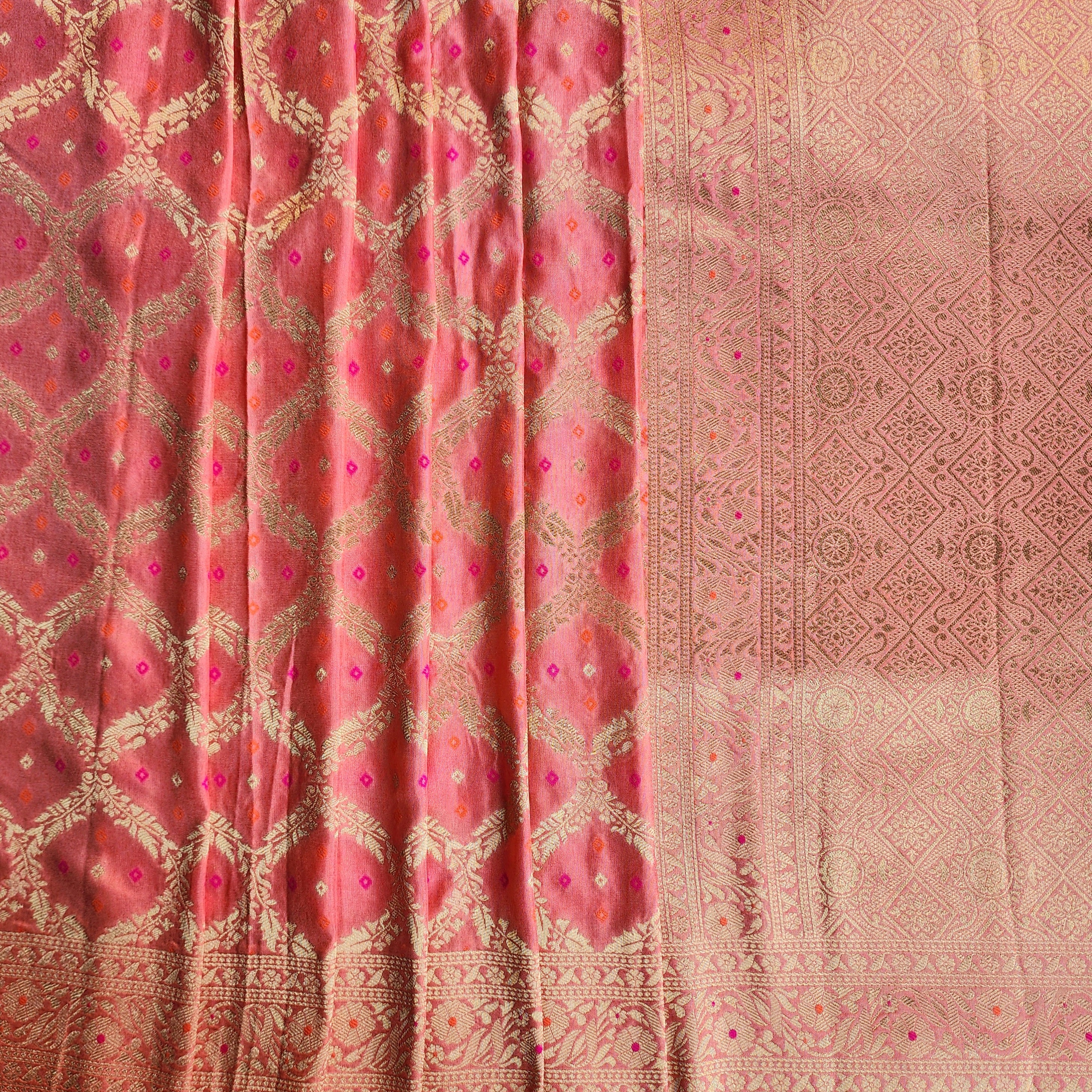 Peach Bandhani Dupatta with Traditional Jaal
