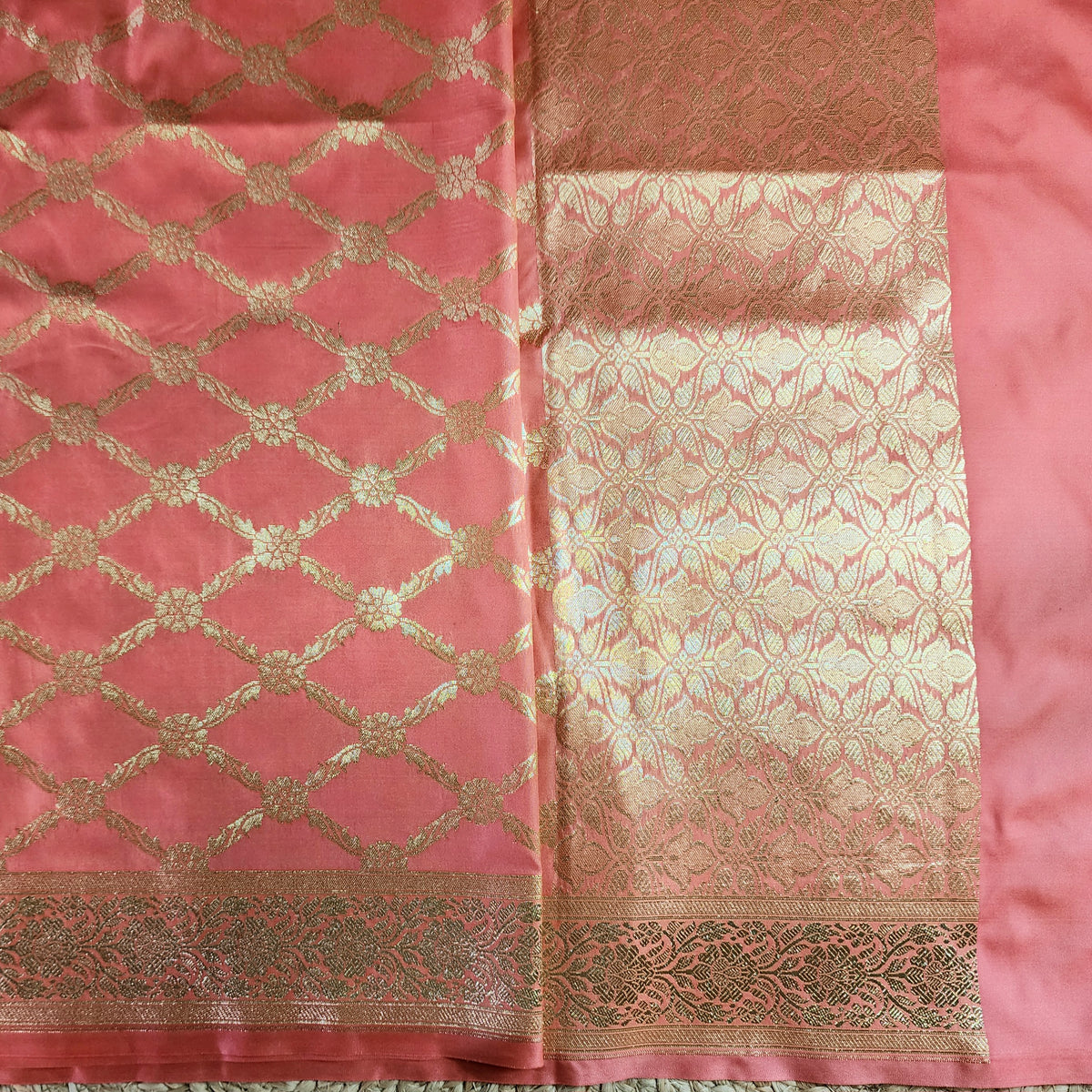 Banarasi Tapetta Silk - Peach Zari Jaal Dupatta
