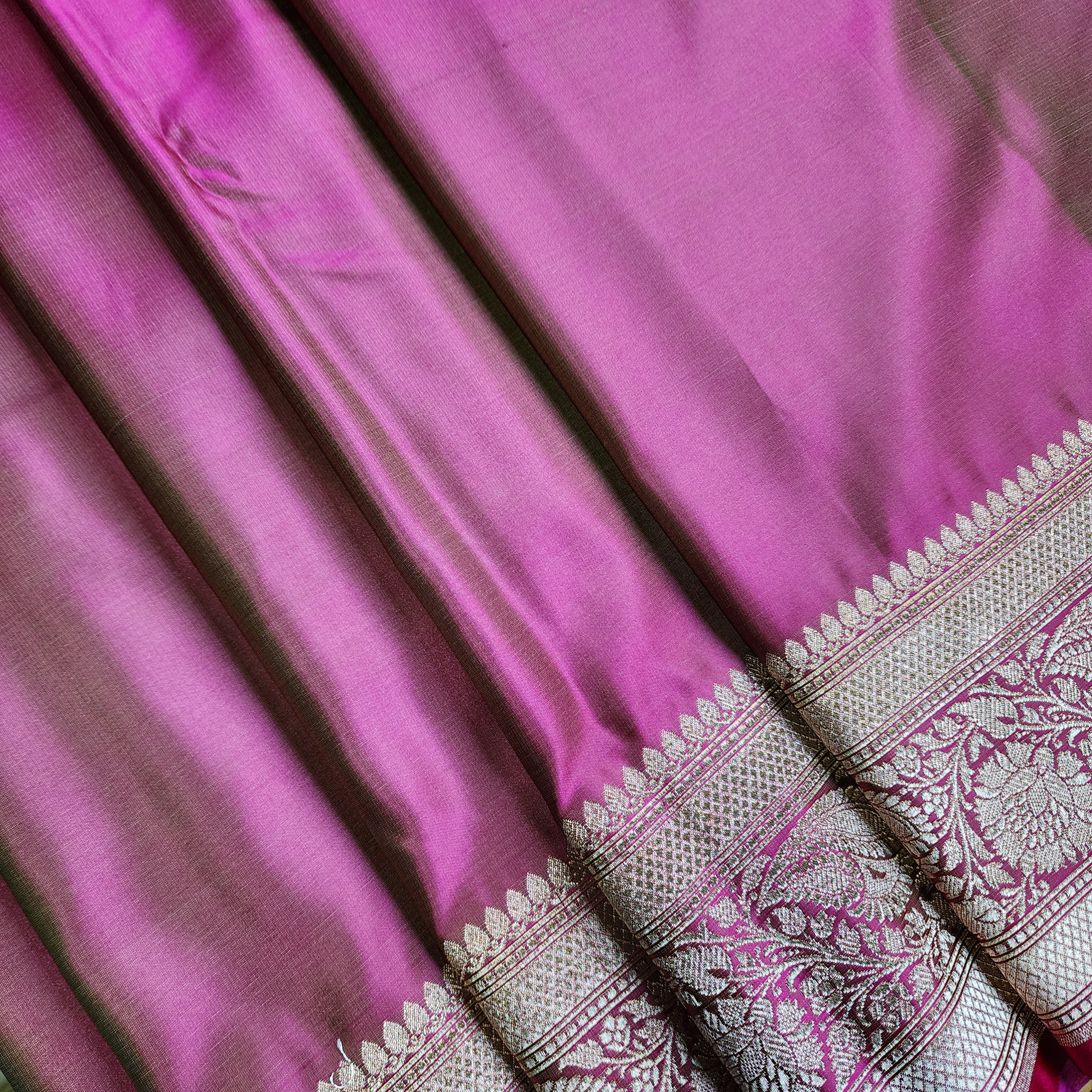 Dhoop Chhaon Mauve Banarasi Katan Silk Saree