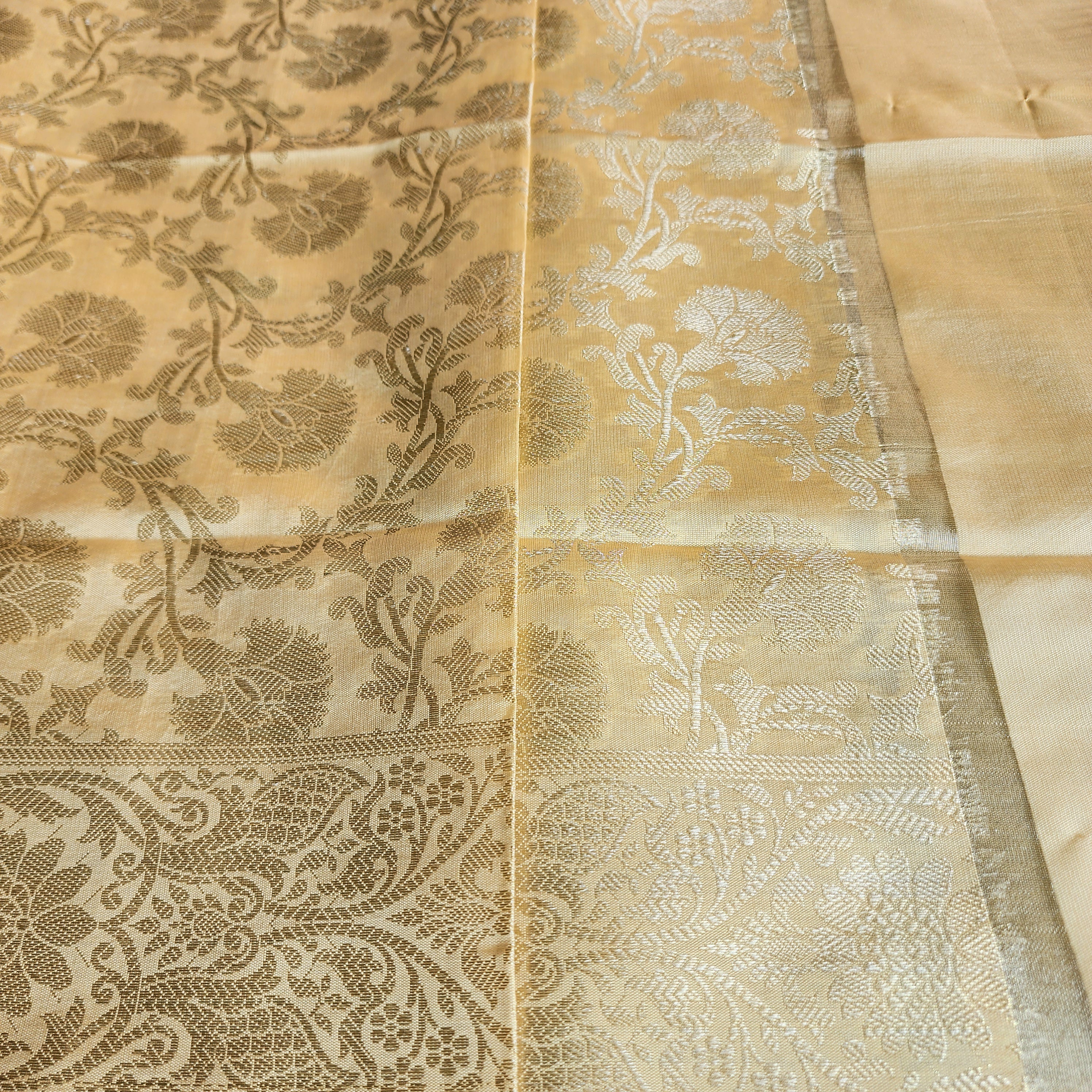 Cream Banarasi Tapetta Silk Dupatta with Gold Floral Zari Weave