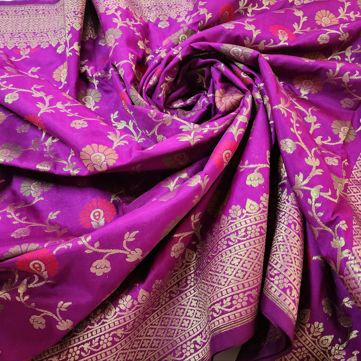 Banarasi Silk Floral Jaal Dupatta - Violet Purple