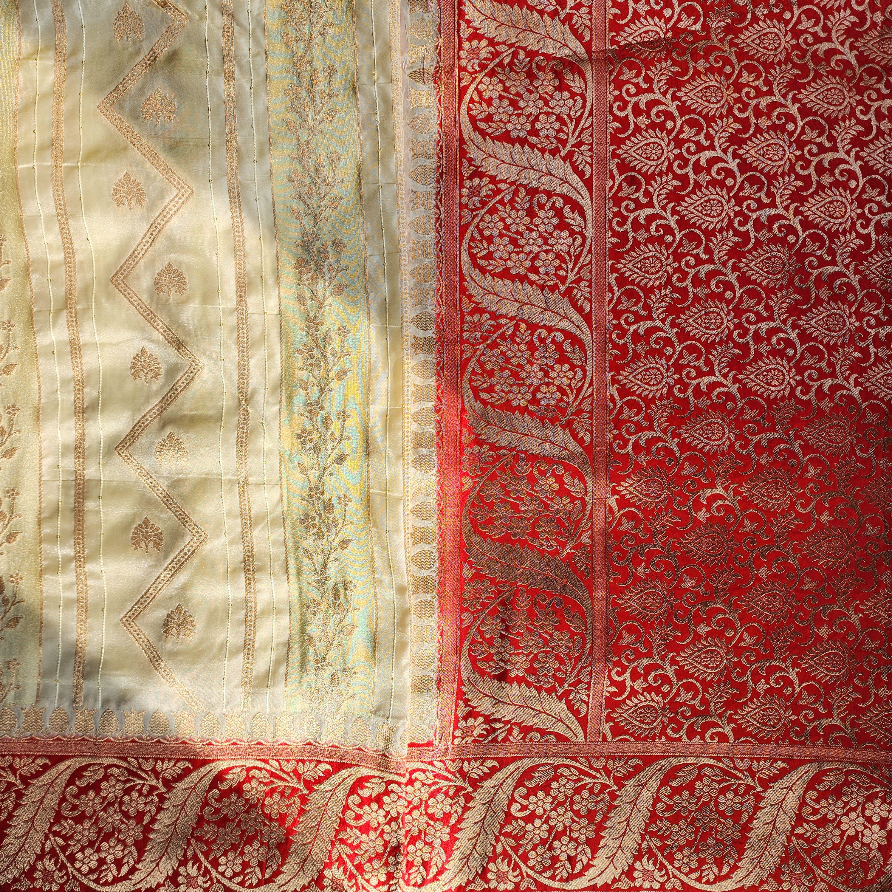 Rich White Crepe Georgette Silk Saree with Red Border and Gold Zari Detailing