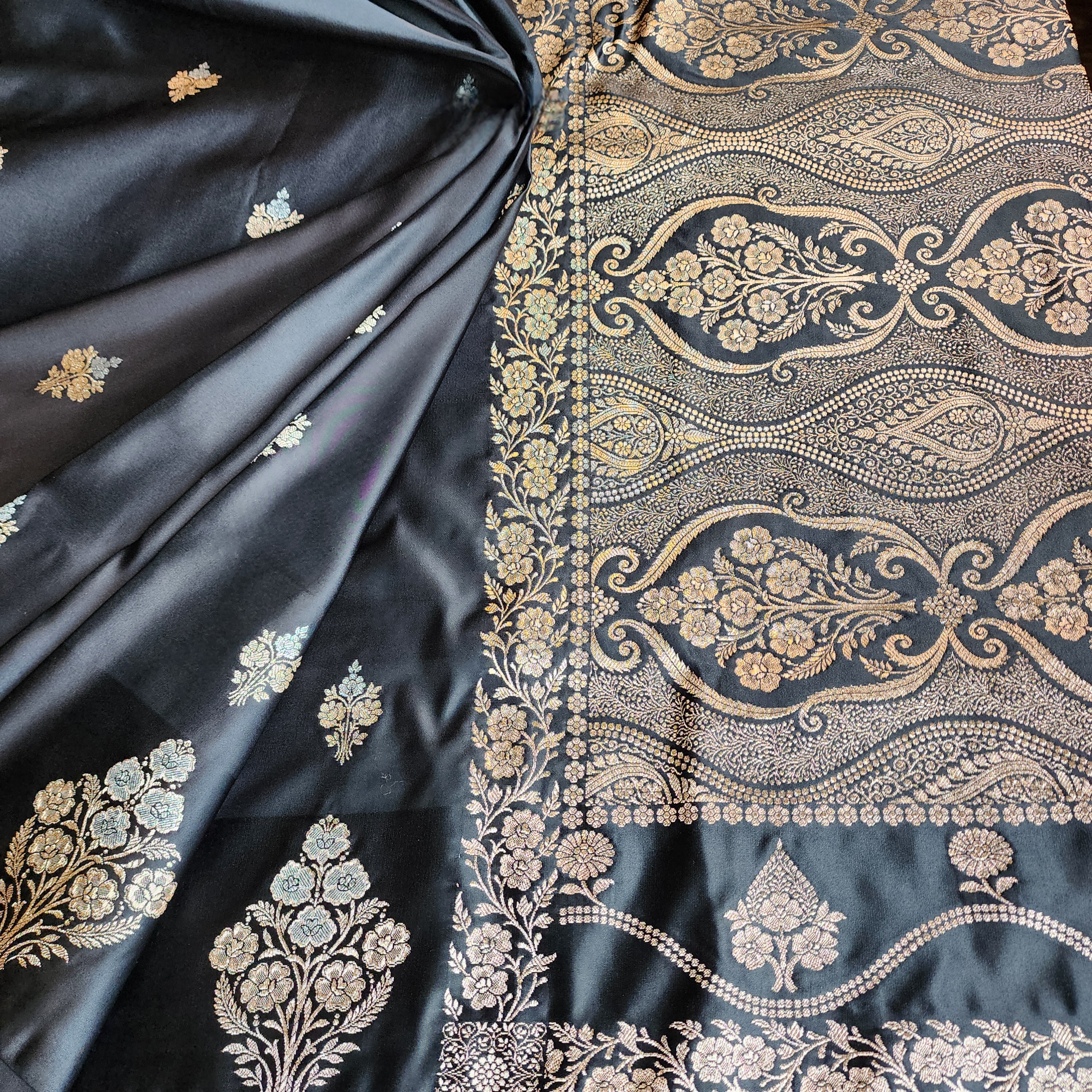 Dual-Tone Black Pure Banarasi Katan Silk Saree