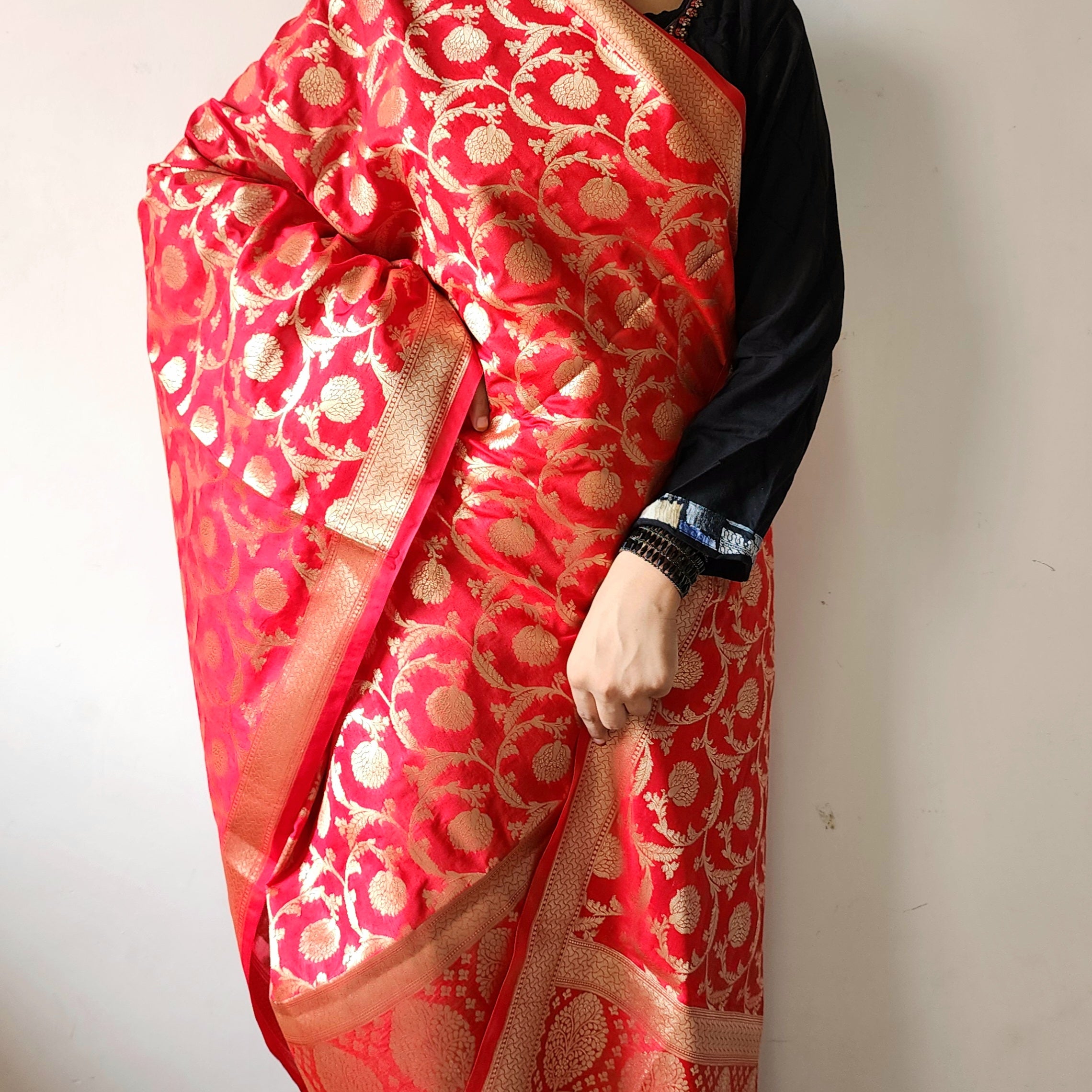 Red Banarasi Dupatta - Zari Blossom Motifs