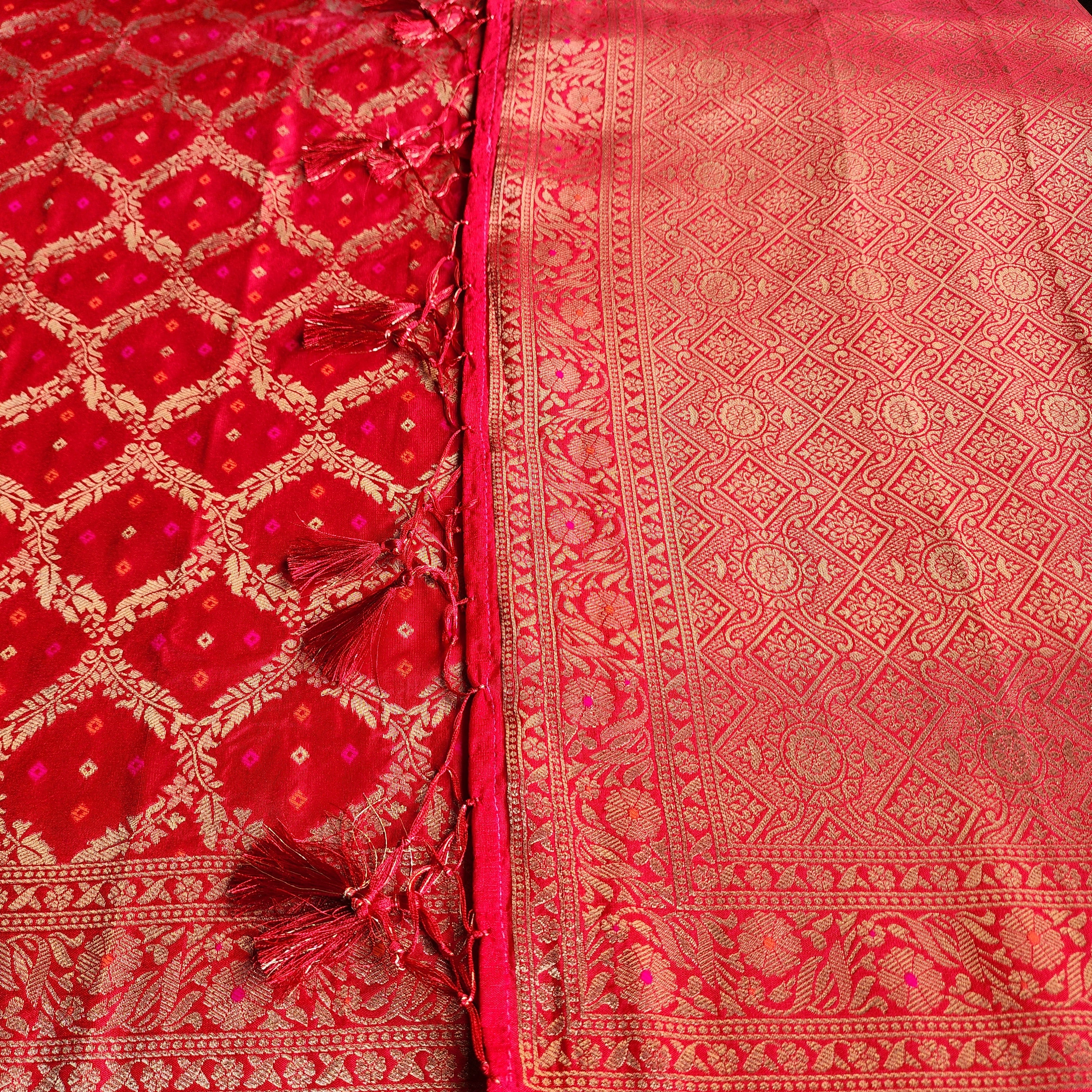 Red Bandhani Dupatta with Traditional Jaal