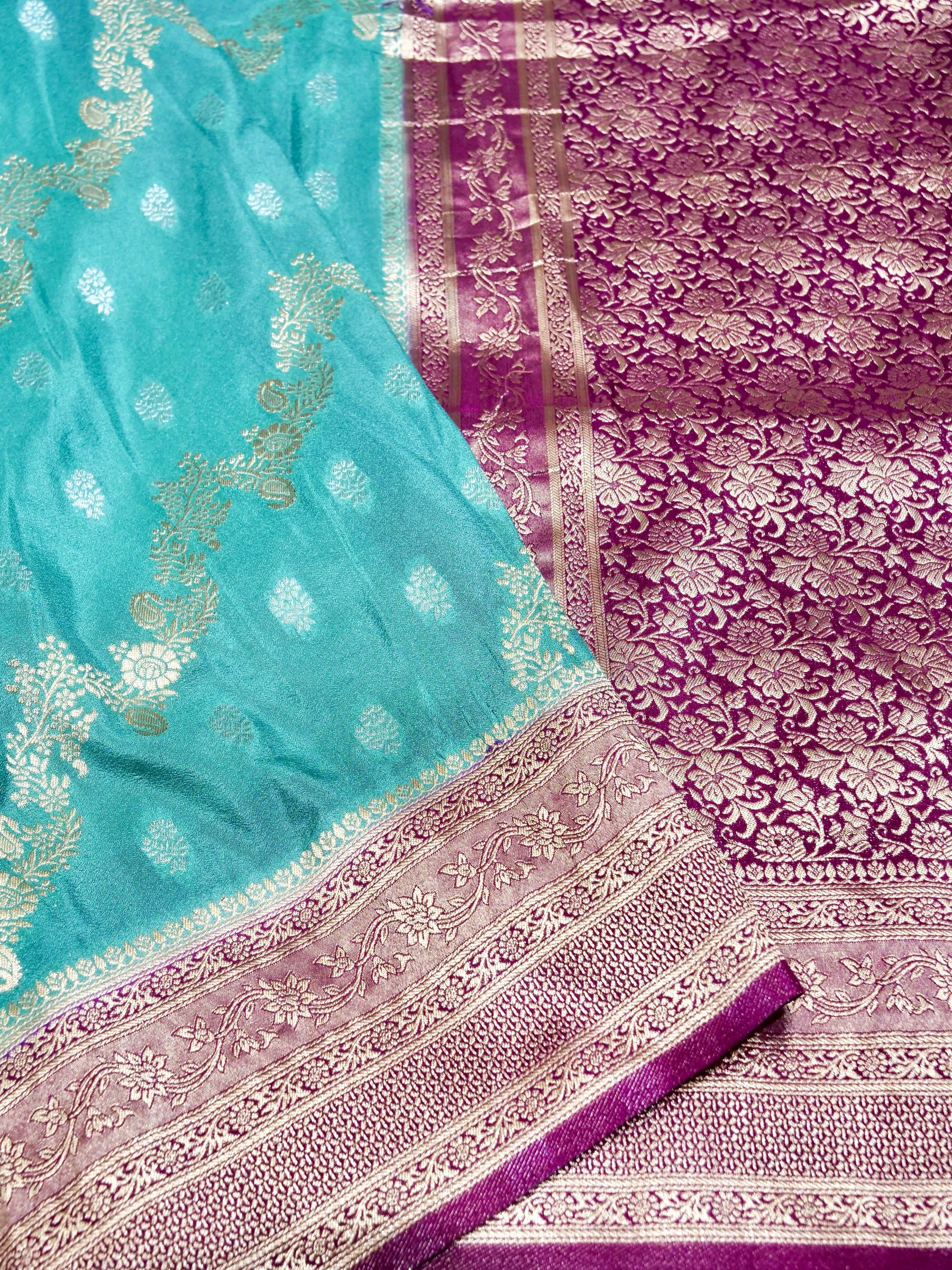 Robin Egg Blue Crepe Georgette Silk Saree with Magenta Purple Border