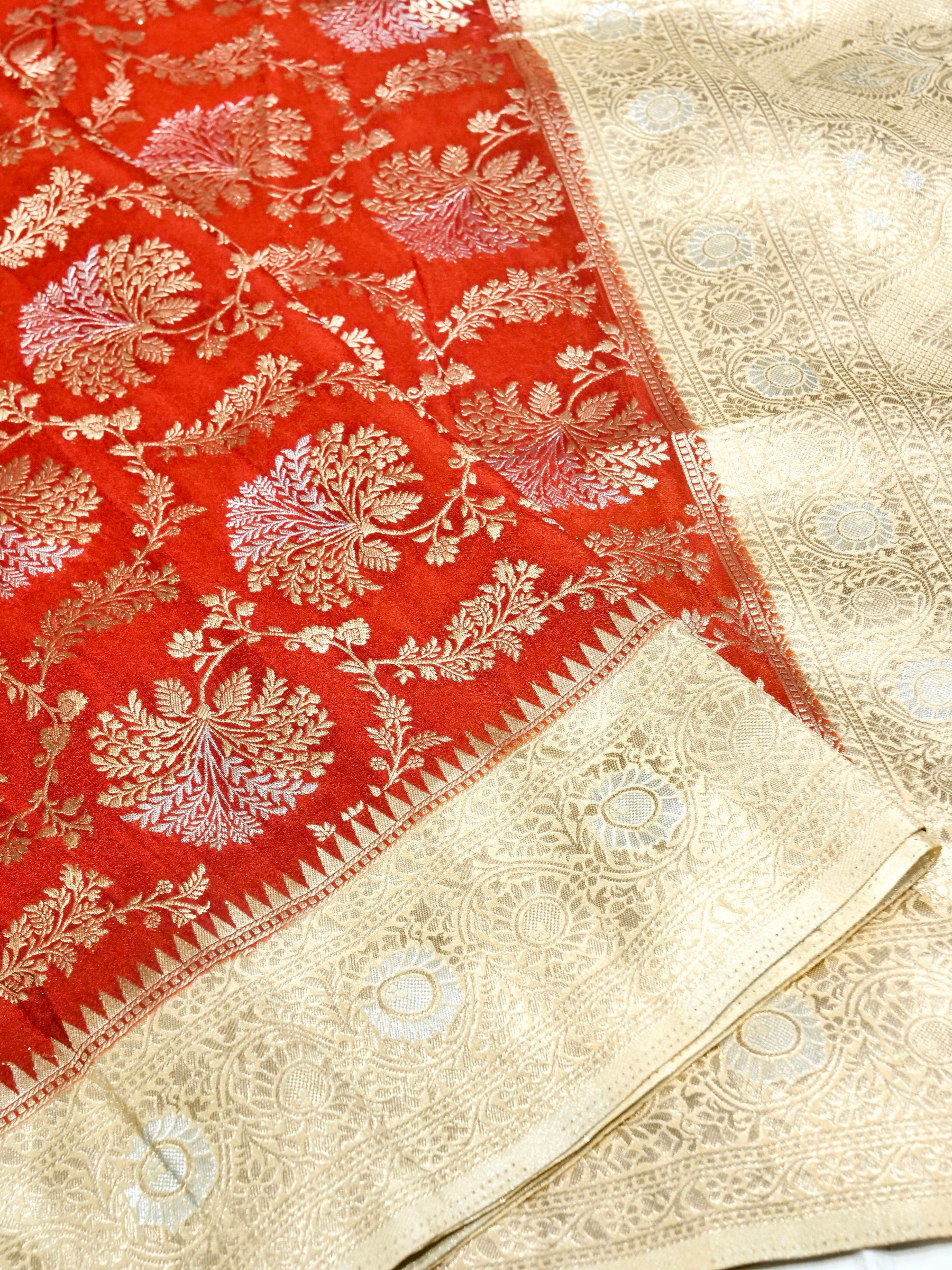 Brick Red Crepe Georgette Silk Saree with Champagne Gold Border