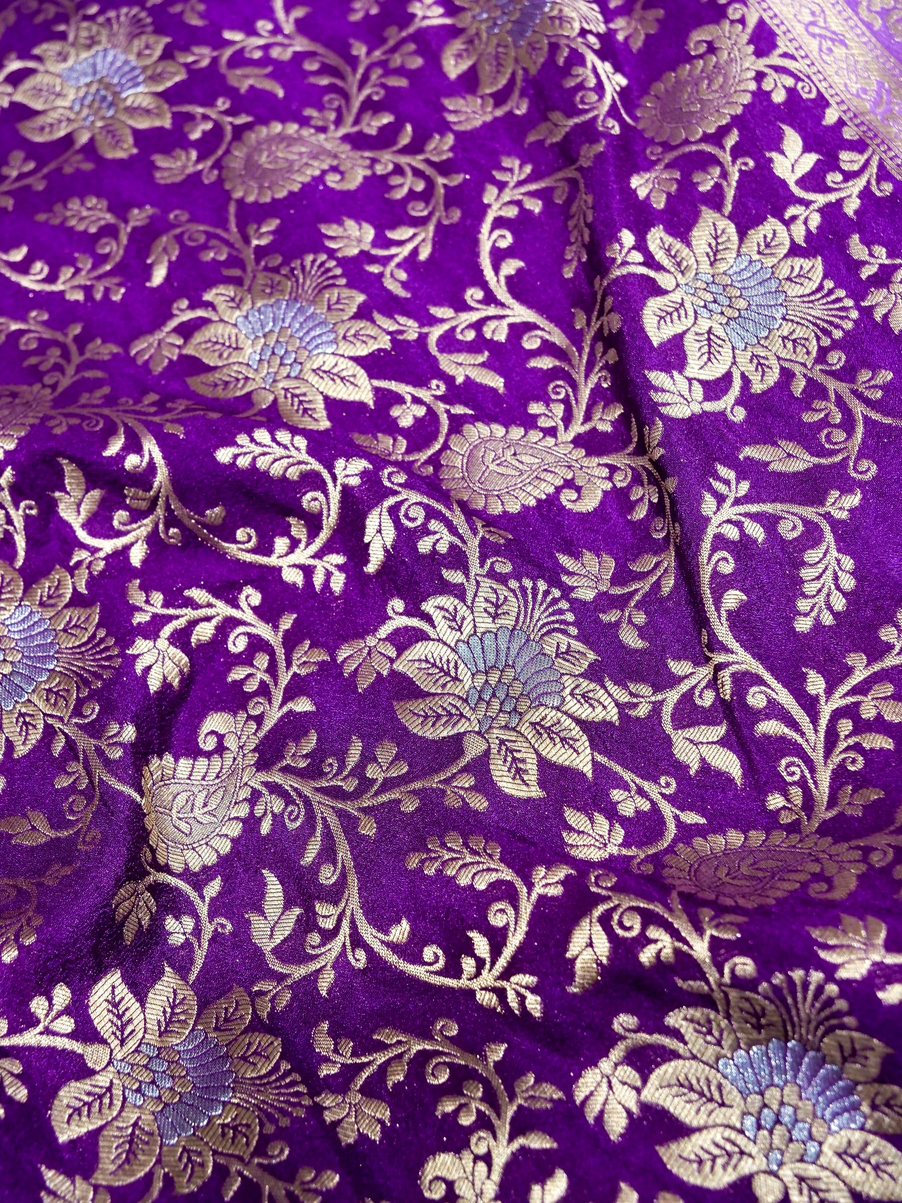Purple Crepe Georgette Silk Saree with Lavender and Champagne Gold Border