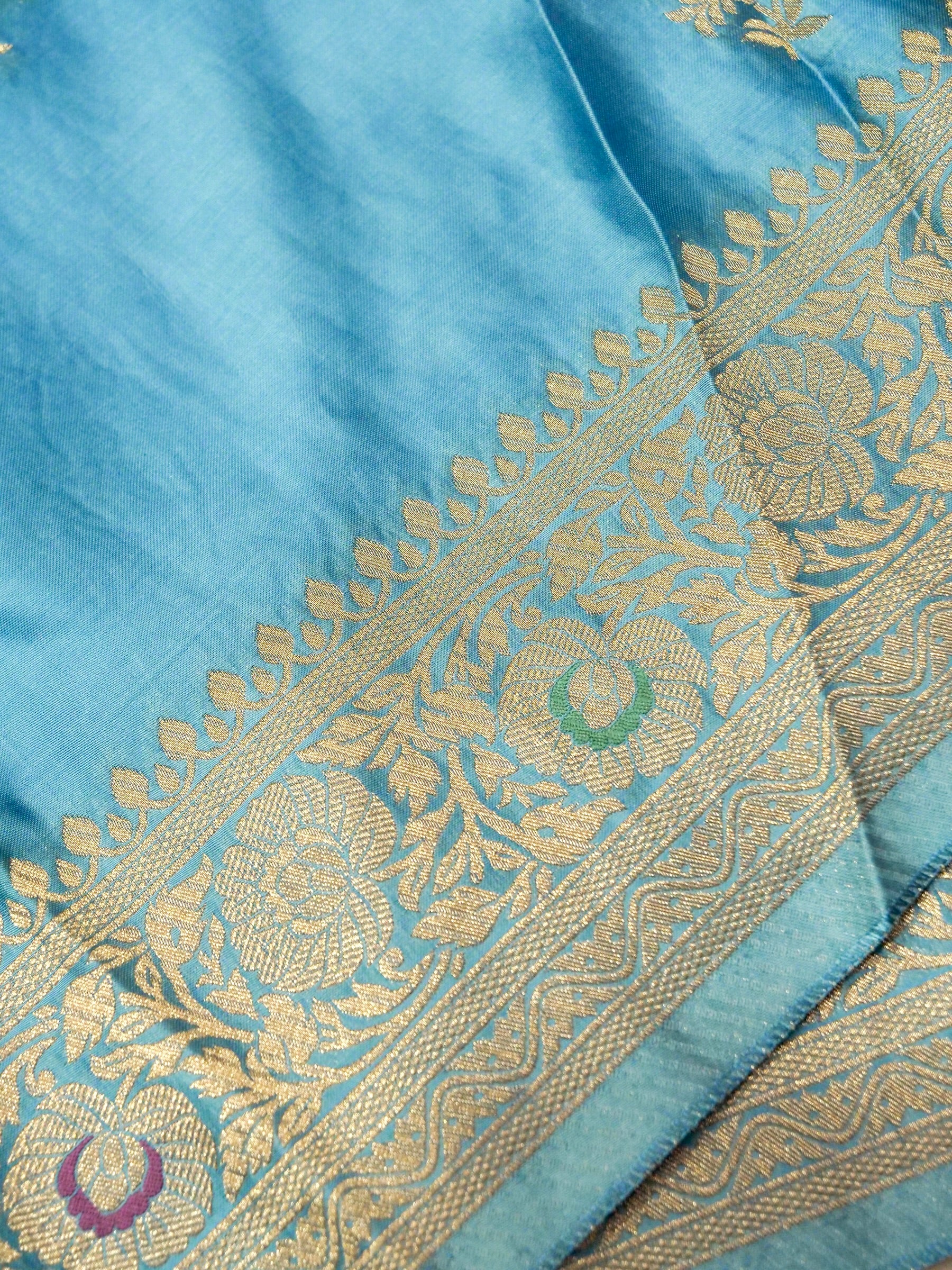 Cerulean Blue Ombré Shade Mashru Silk Saree with Champagne Border