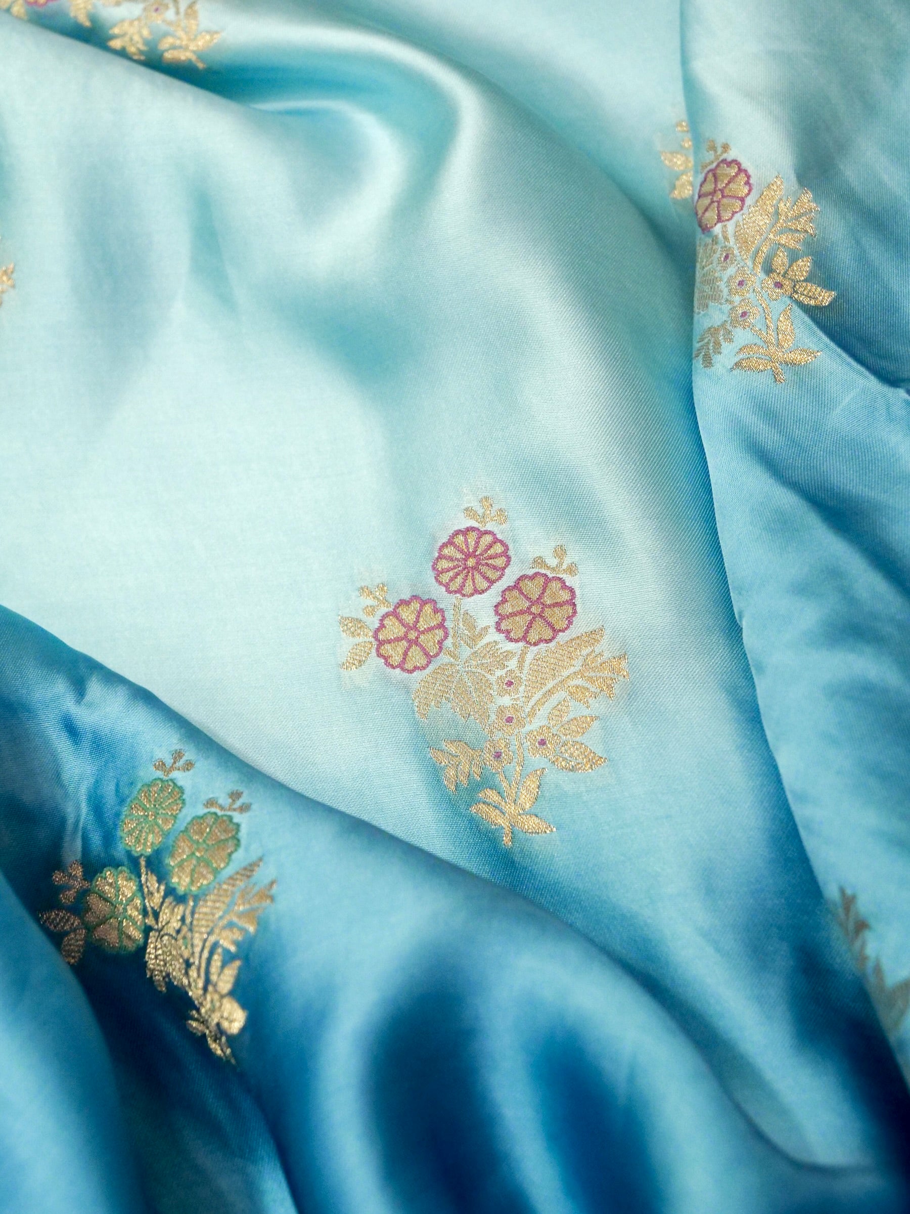 Cerulean Blue Ombré Shade Mashru Silk Saree with Champagne Border