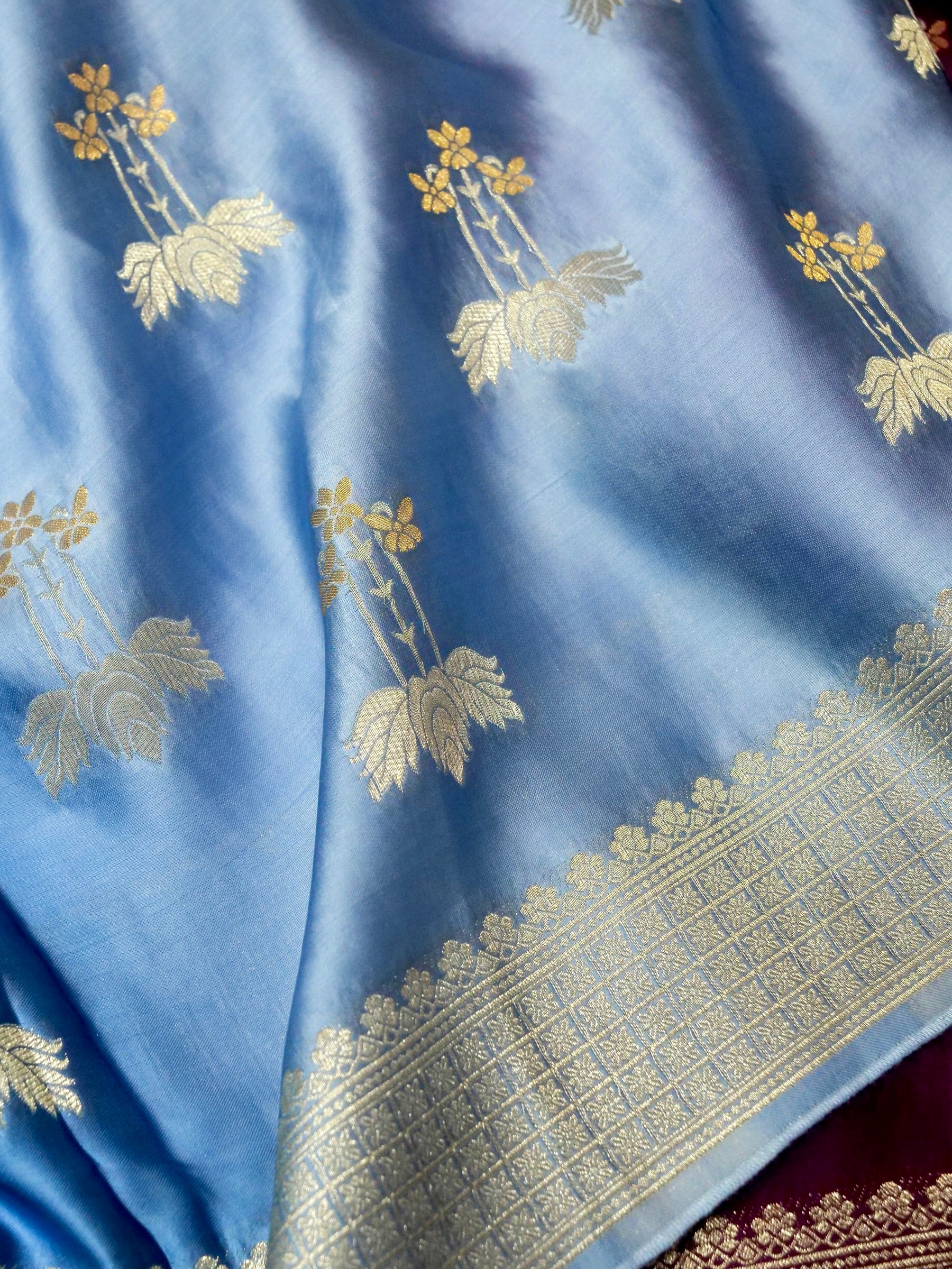 Twilight Ombré Mashru Silk Saree with Champagne Border