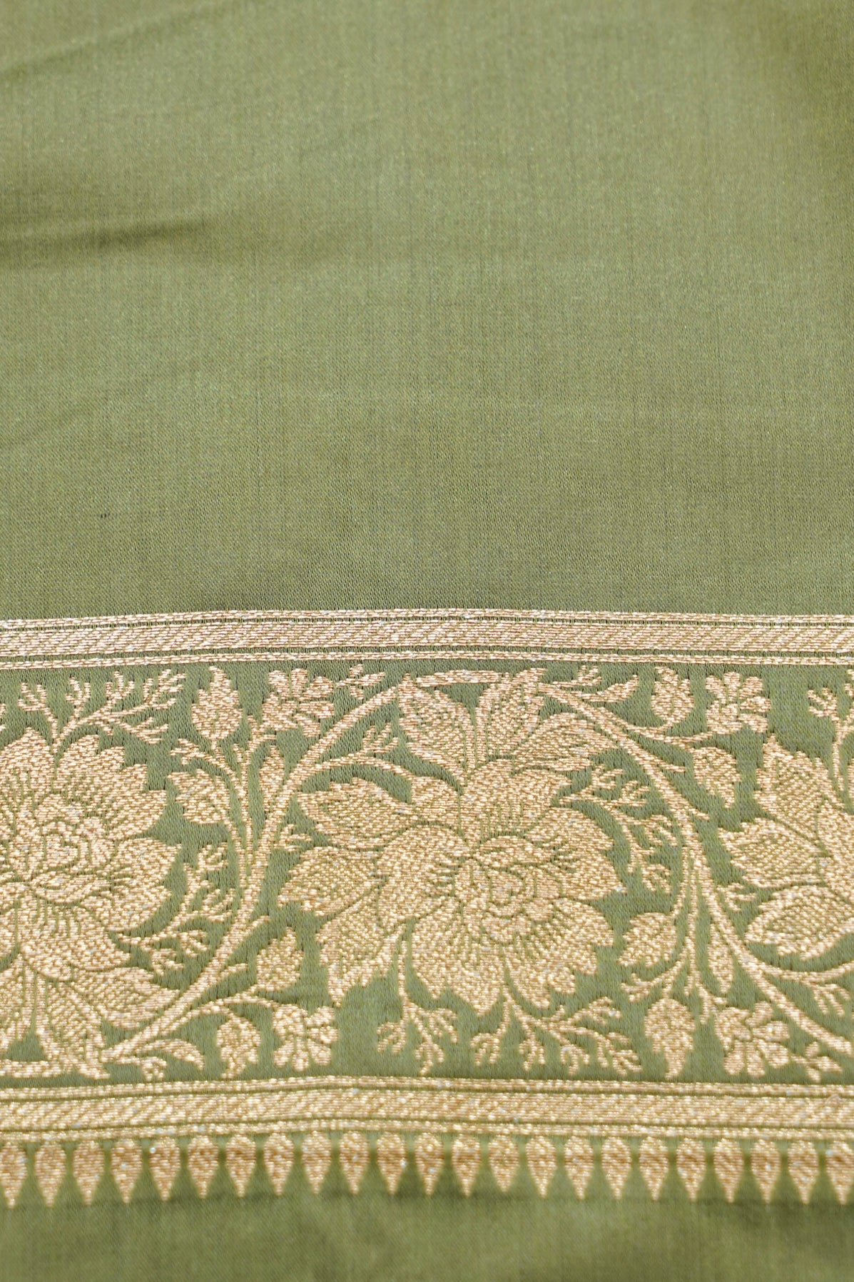 Kruti - Pure Katan Silk Saree in Pistachio Green