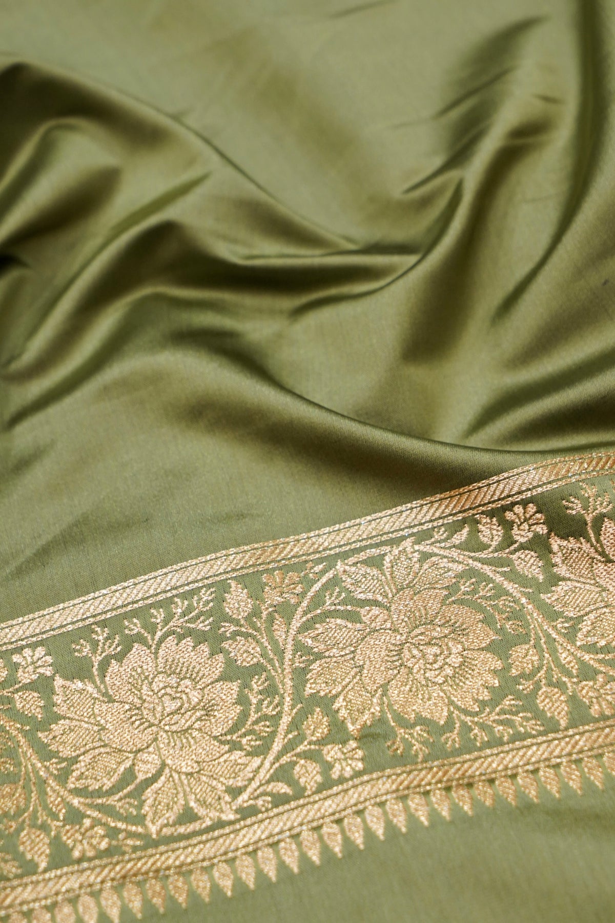 Kruti - Pure Katan Silk Saree in Pistachio Green