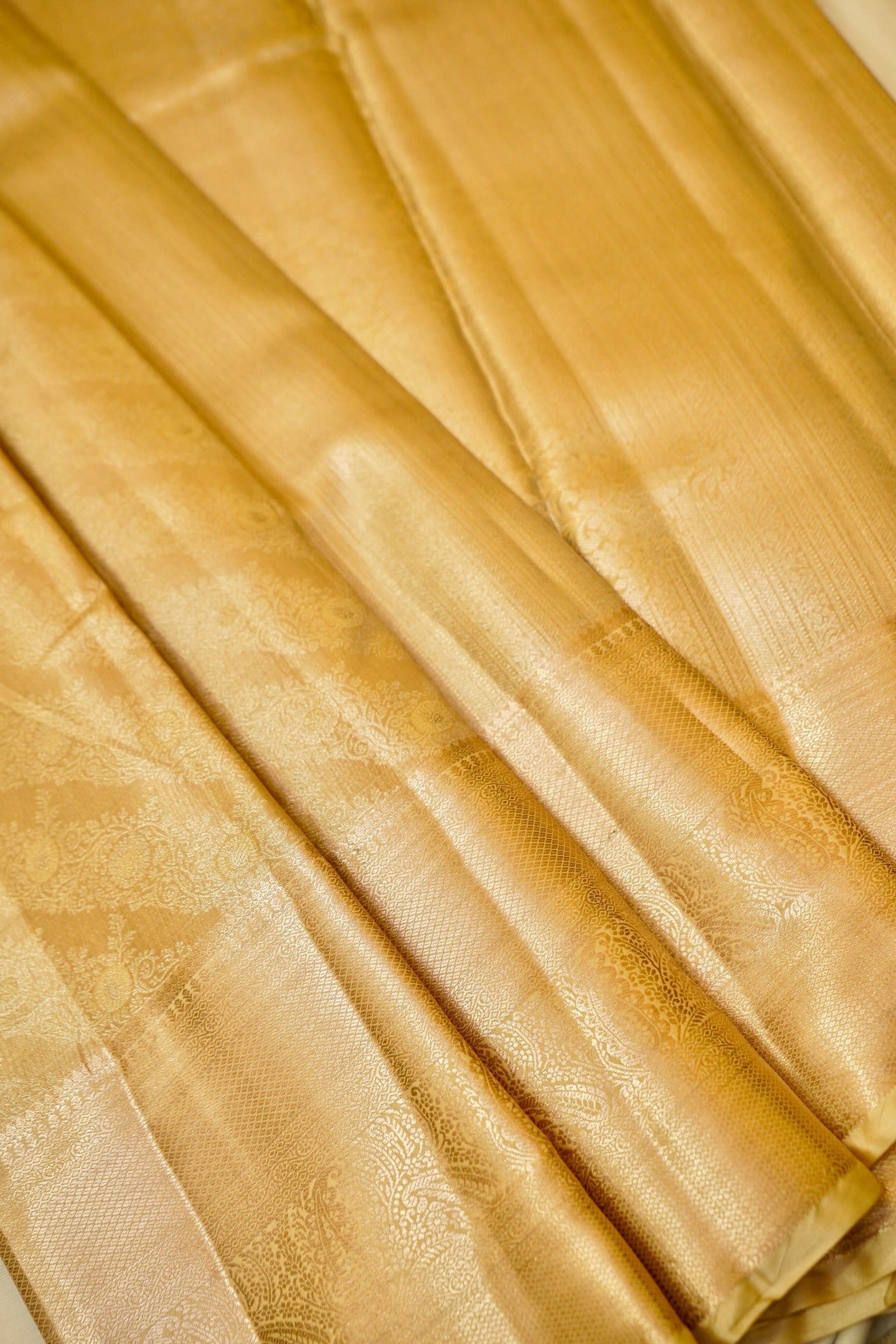 Maithili - Soft Gold Kanjivaram Tissue Silk Saree