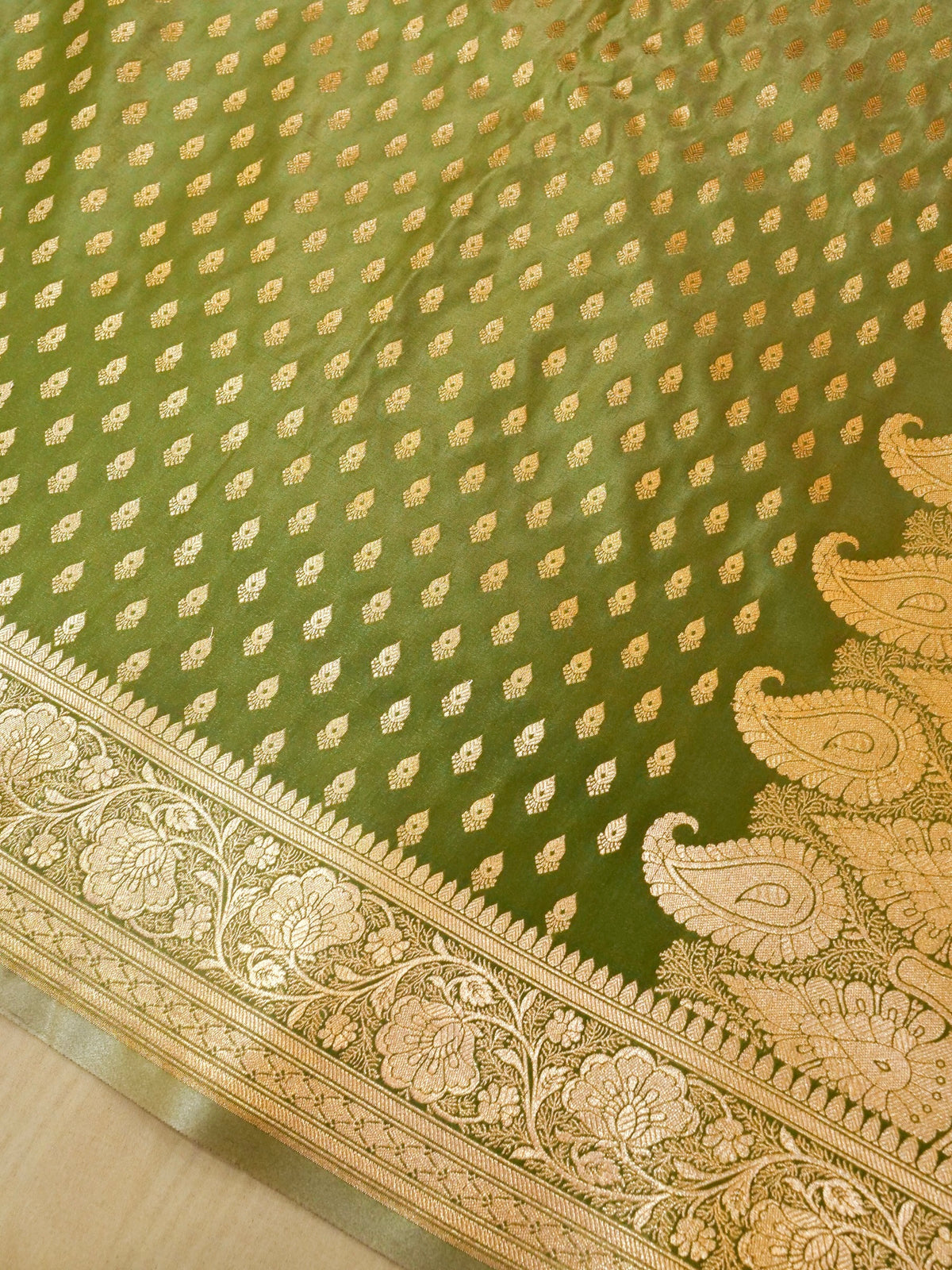 Rich Olive Green Banarasi Silk Saree with Gold Zari Weaving