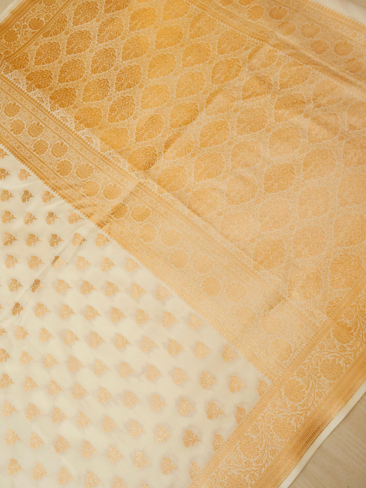 Rich Ivory Cream Banarasi Silk Saree with Gold Zari Weaving