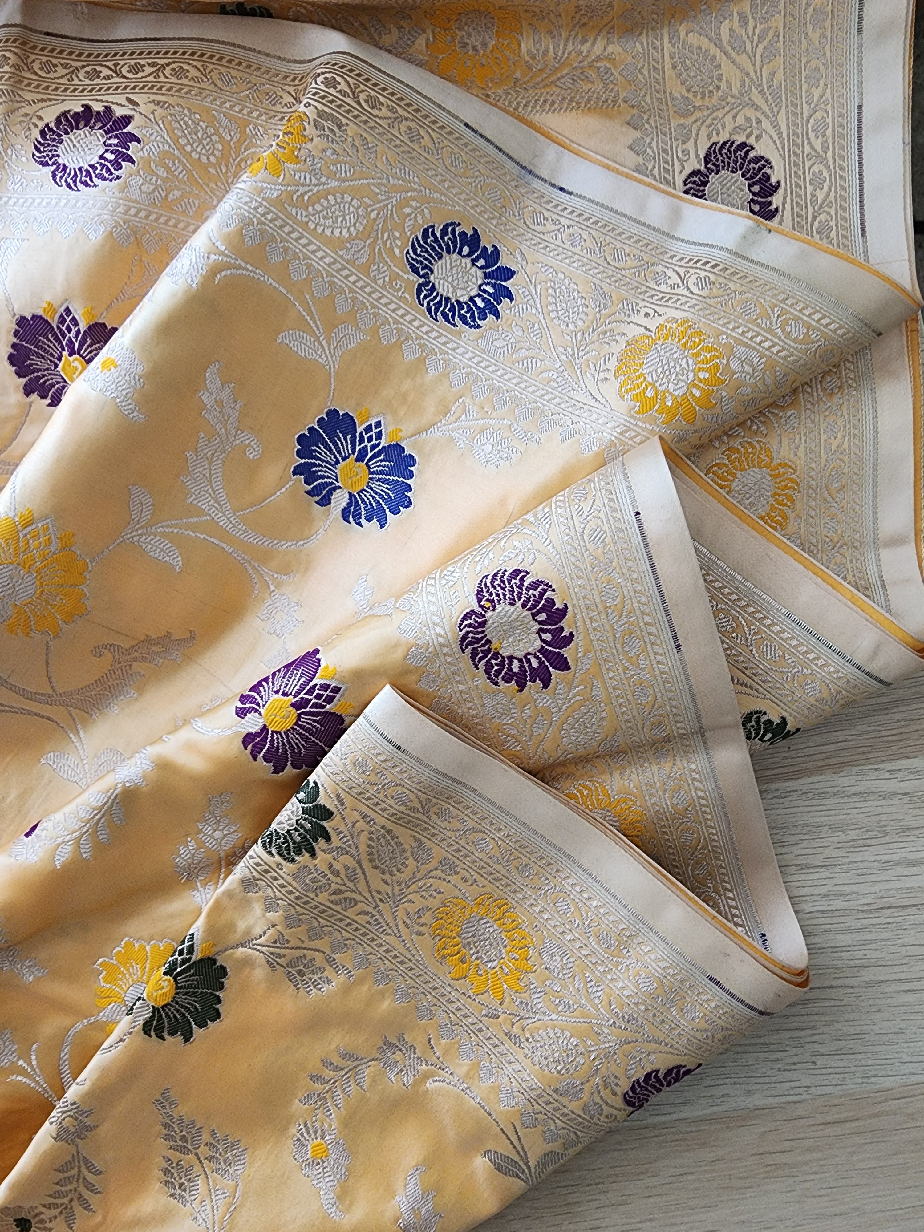 Enriched Banarasi Katan Silk Saree | Soft Peach Multicolor Meenakari Floral Jaal