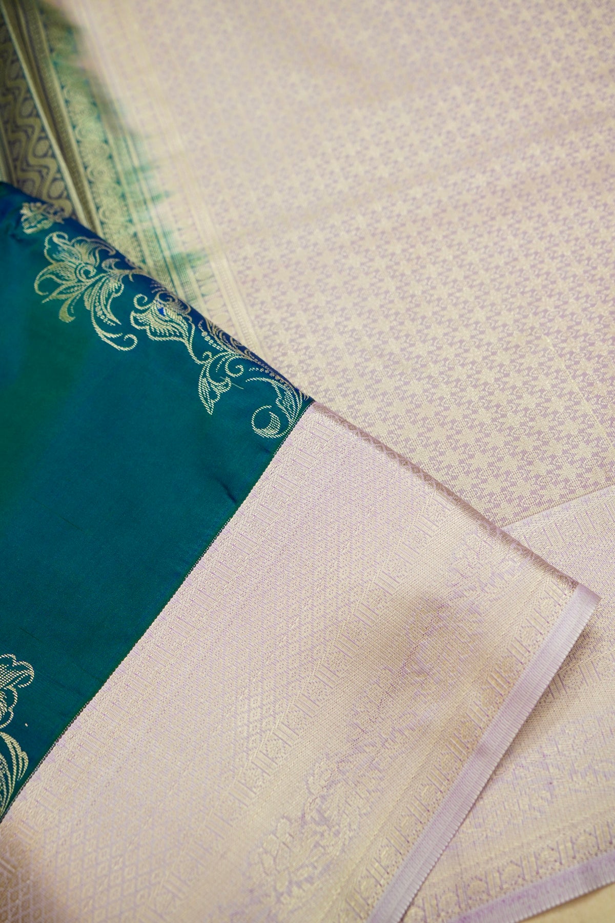 Devyani - Peacock Teal Vintage Style Kanjivaram Silk Saree with Lavender Korvai Border