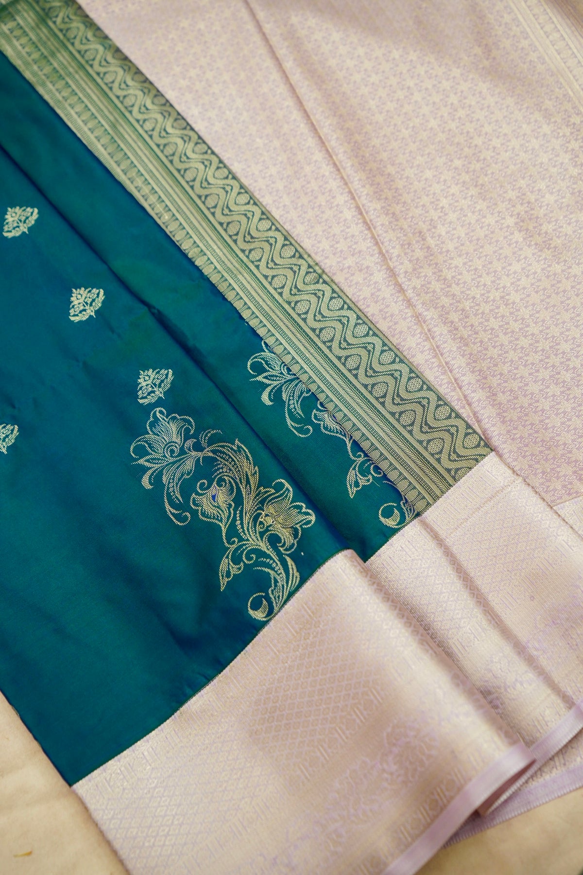 Devyani - Peacock Teal Vintage Style Kanjivaram Silk Saree with Lavender Korvai Border