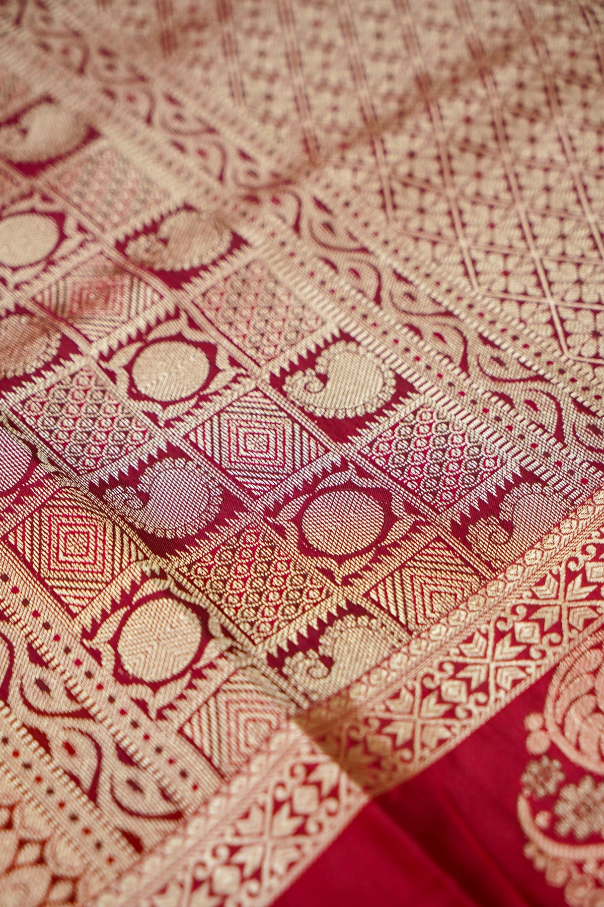 Devyani - Burnt Orange Kanjivaram Silk Saree with Pink Korvai Border