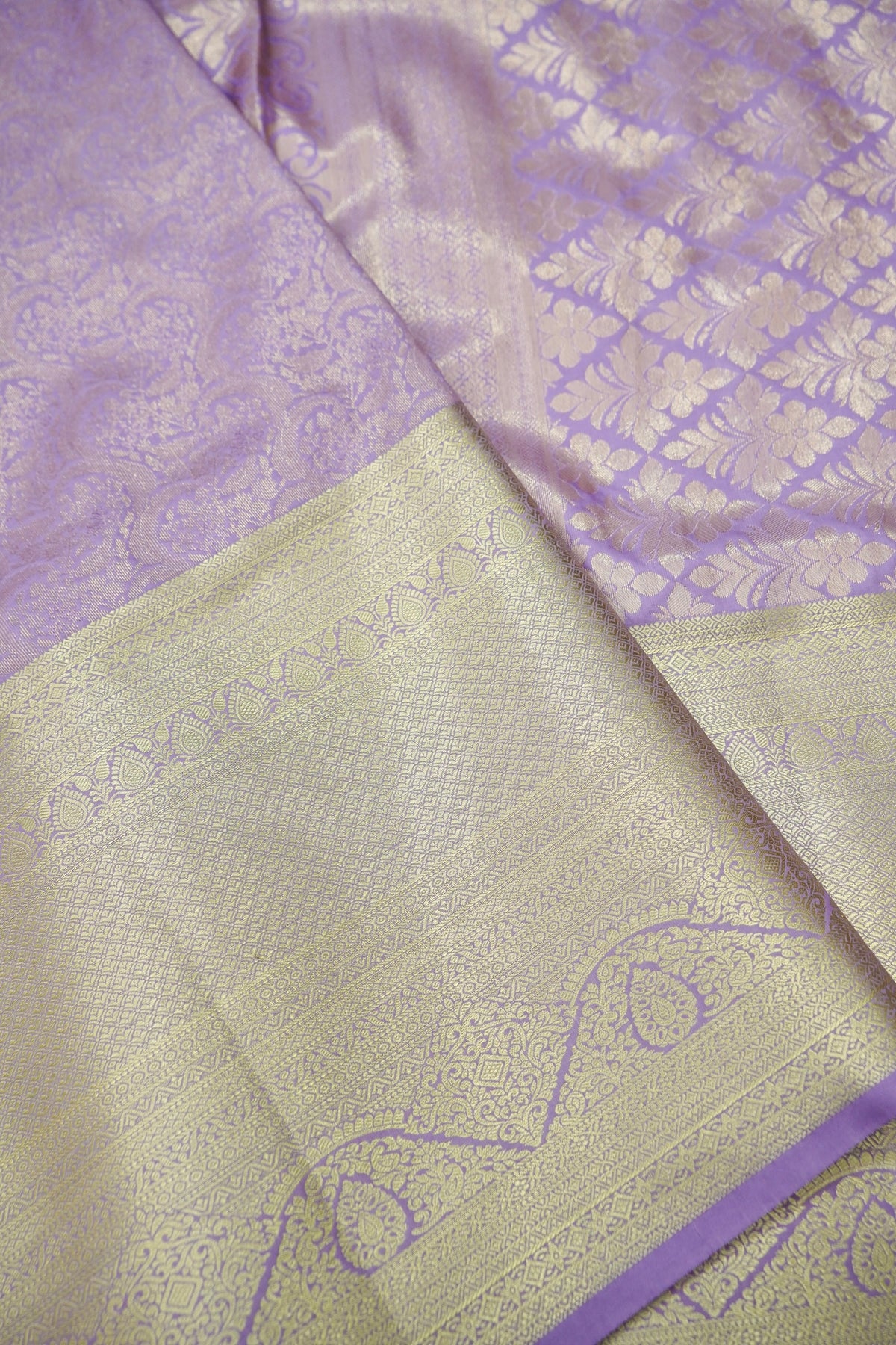 Devyani - Lavender Kanchi Pattu Silk Saree with Champagne Border