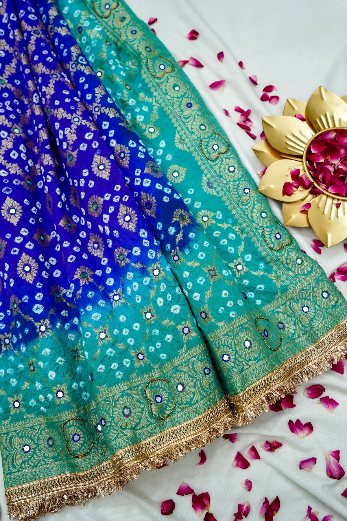 Dual-Tone Paisley Motif Royal Blue and Teal Green Bandhani Dupion Silk Saree