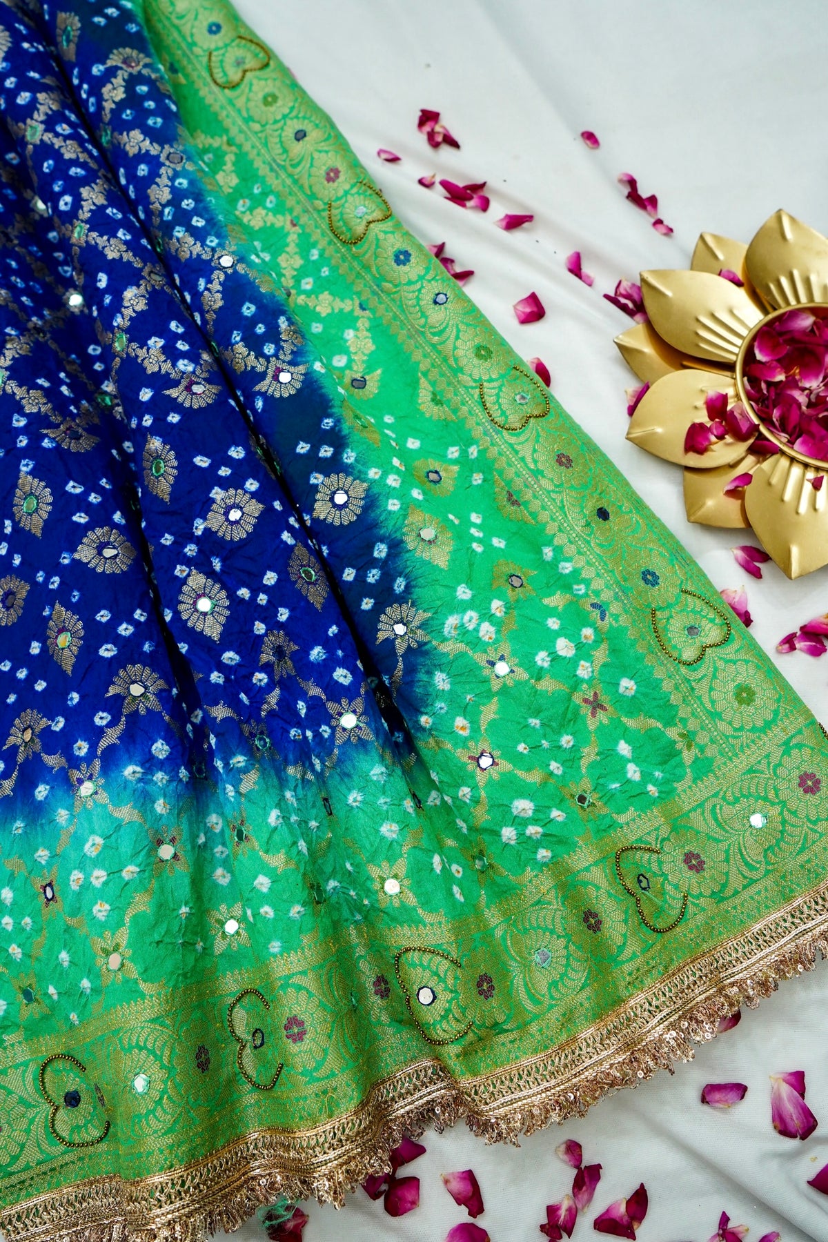 Dual-Tone Paisley Motif Royal Blue and Emerald Green Bandhani Dupion Silk Saree
