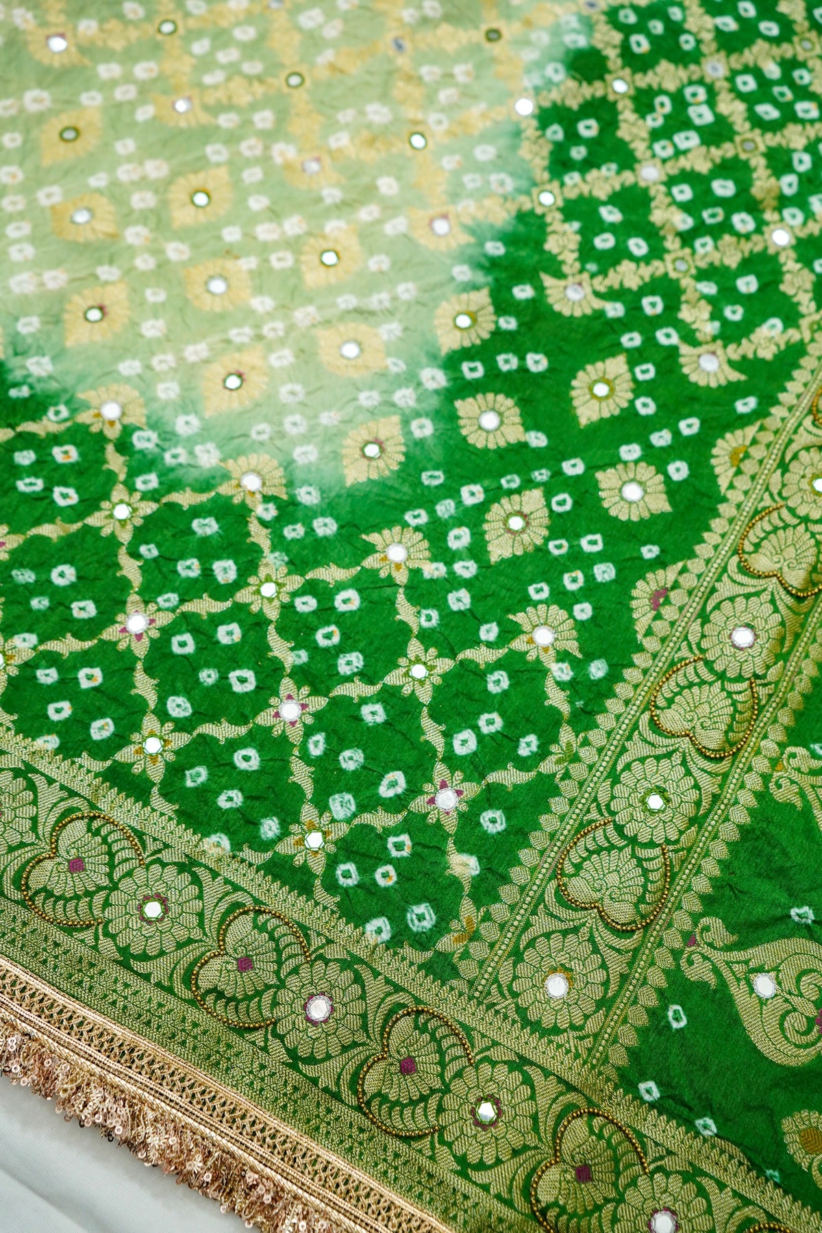 Dual-Tone Paisley Motif Mint and Emerald Green Bandhani Dupion Silk Saree