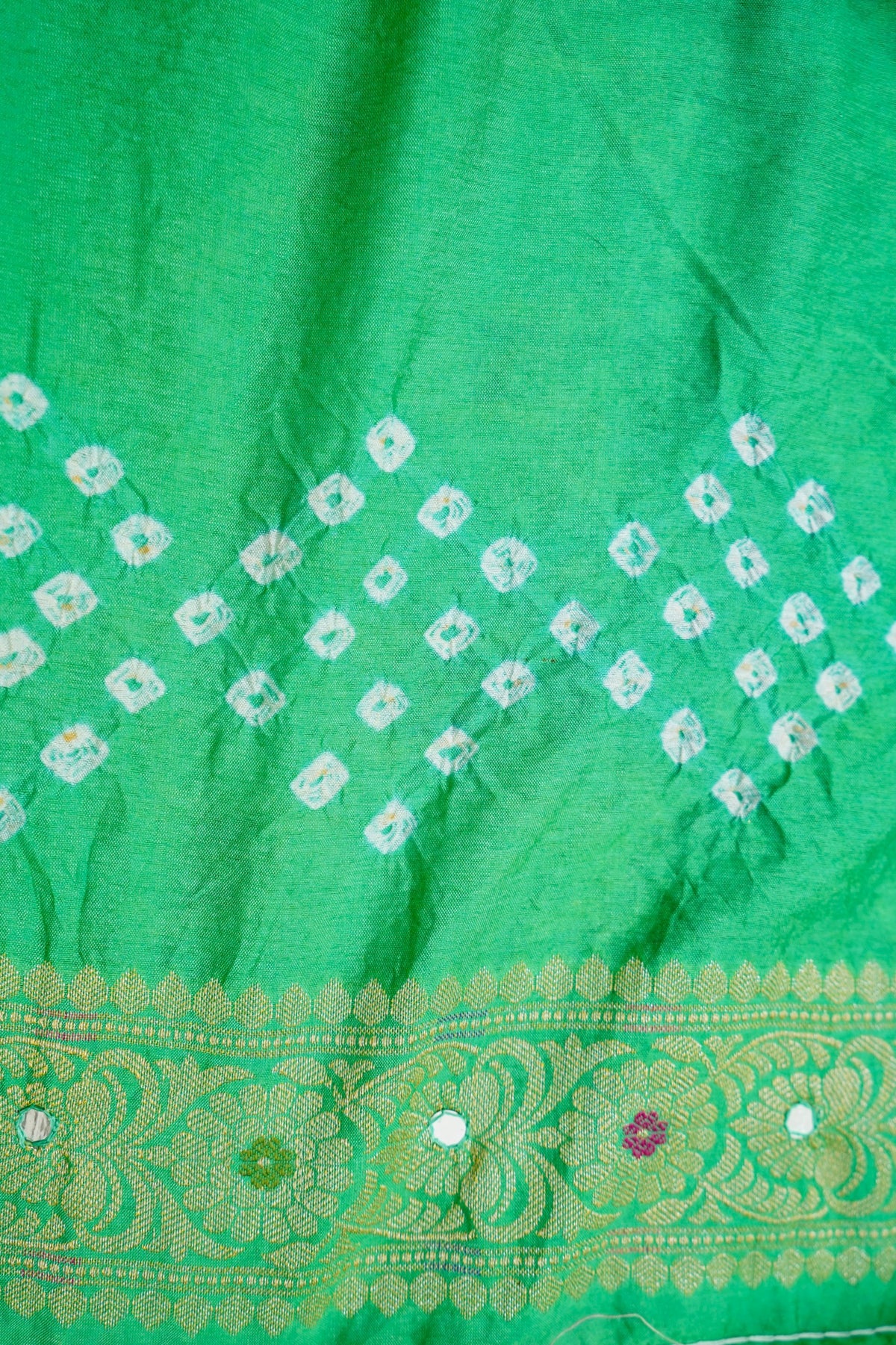 Dual-Tone Paisley Motif Royal Blue and Emerald Green Bandhani Dupion Silk Saree