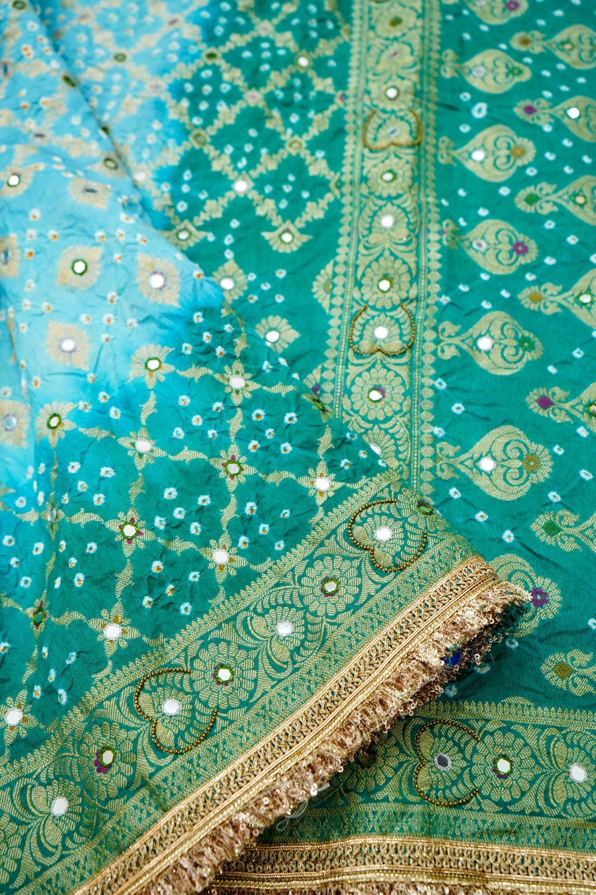 Dual-Tone Paisley Motif Sky Blue and Teal Green Bandhani Dupion Silk Saree