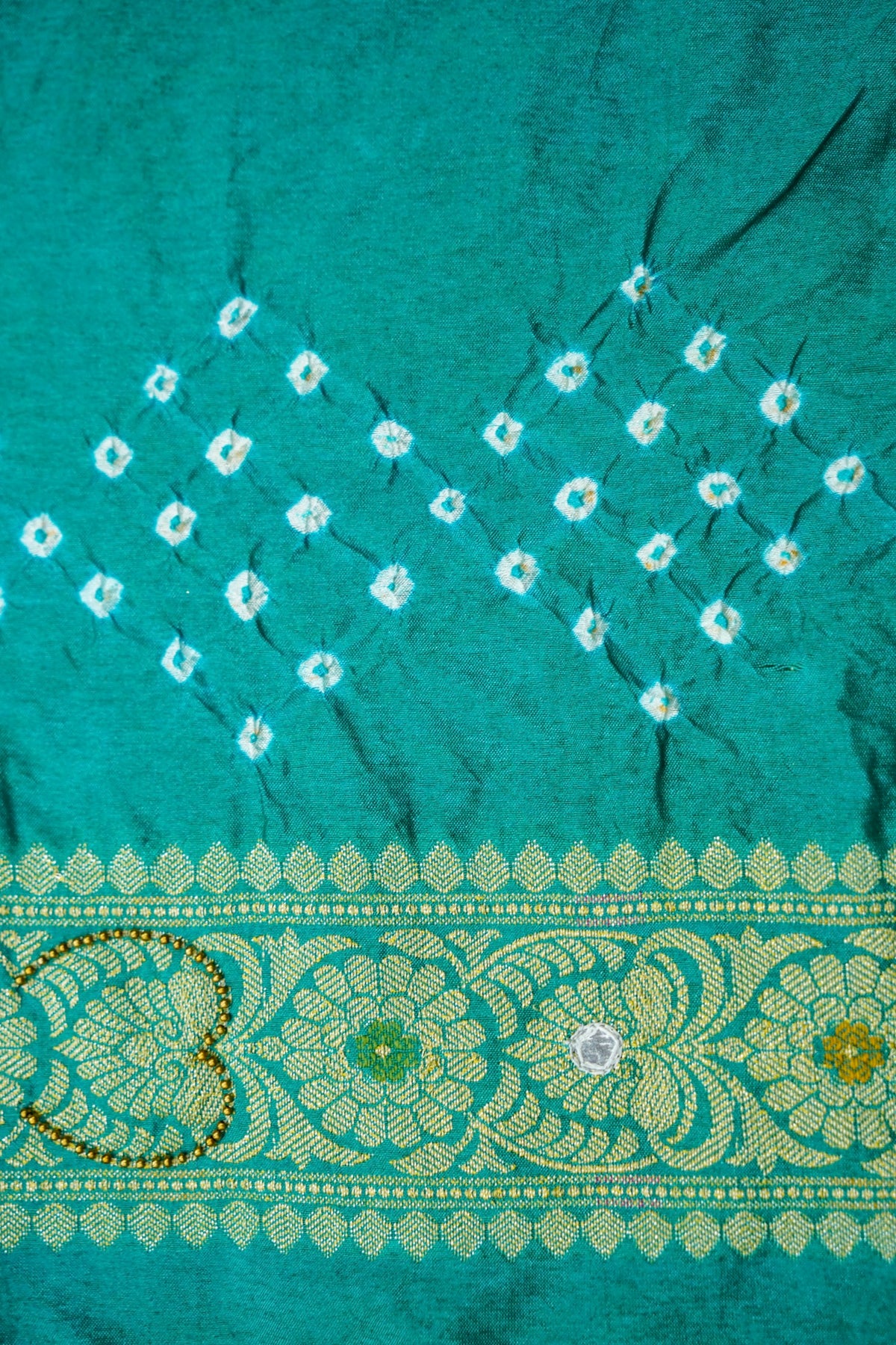 Dual-Tone Paisley Motif Sky Blue and Teal Green Bandhani Dupion Silk Saree