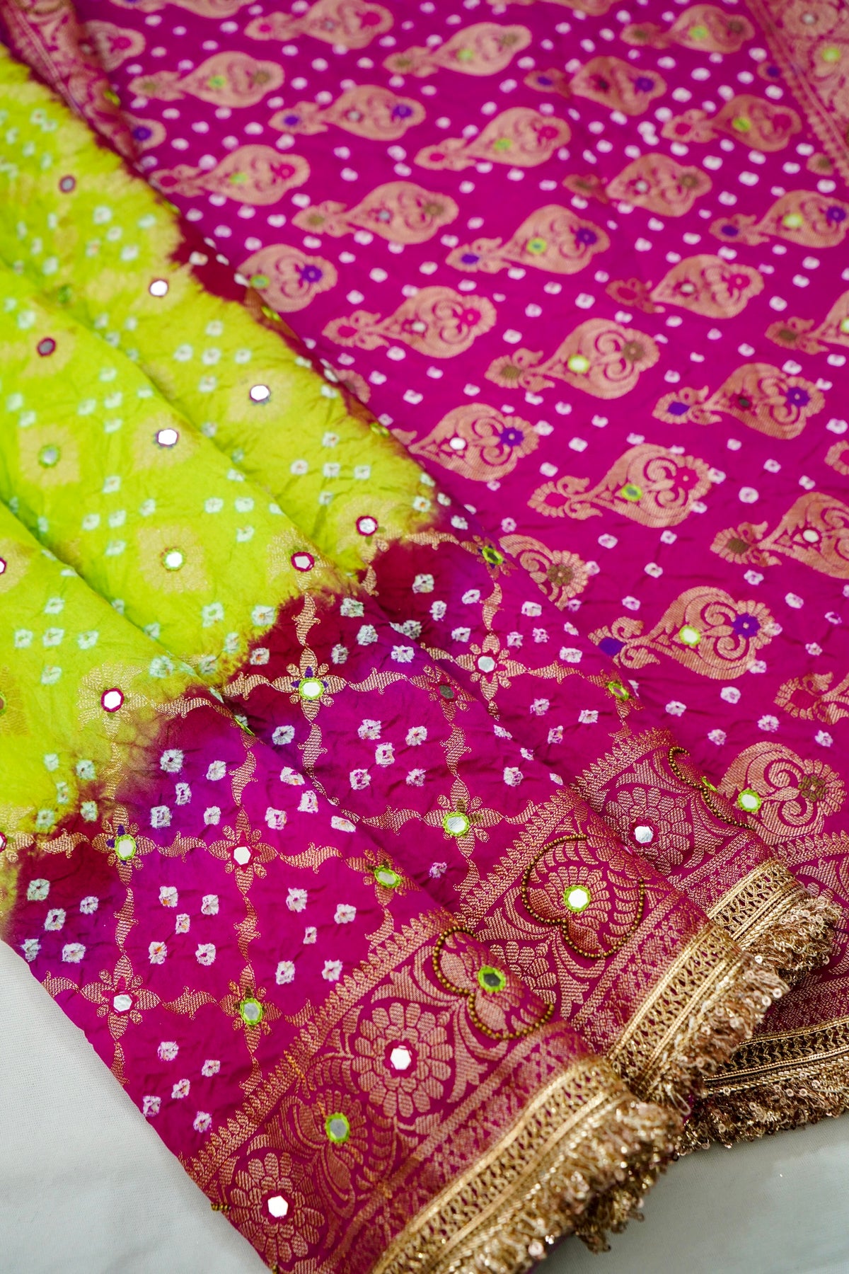 Dual-Tone Paisley Motif Green and Rani Pink Bandhani Dupion Silk Saree