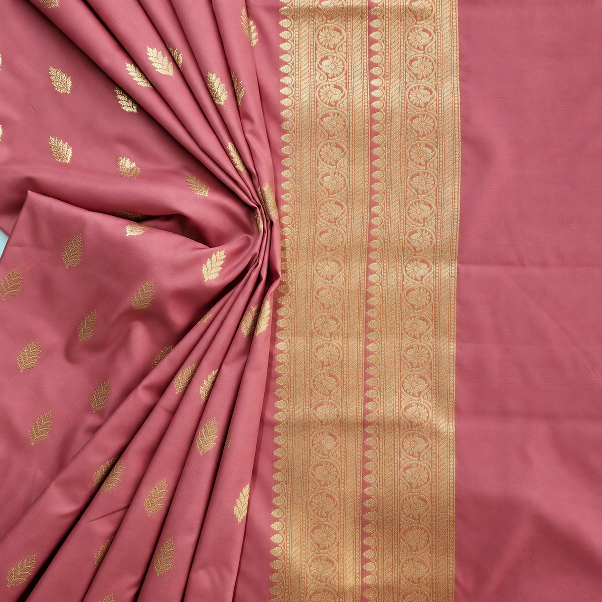 Mauve Pink Banarasi Tapetta Silk Leaf Weave Dupatta