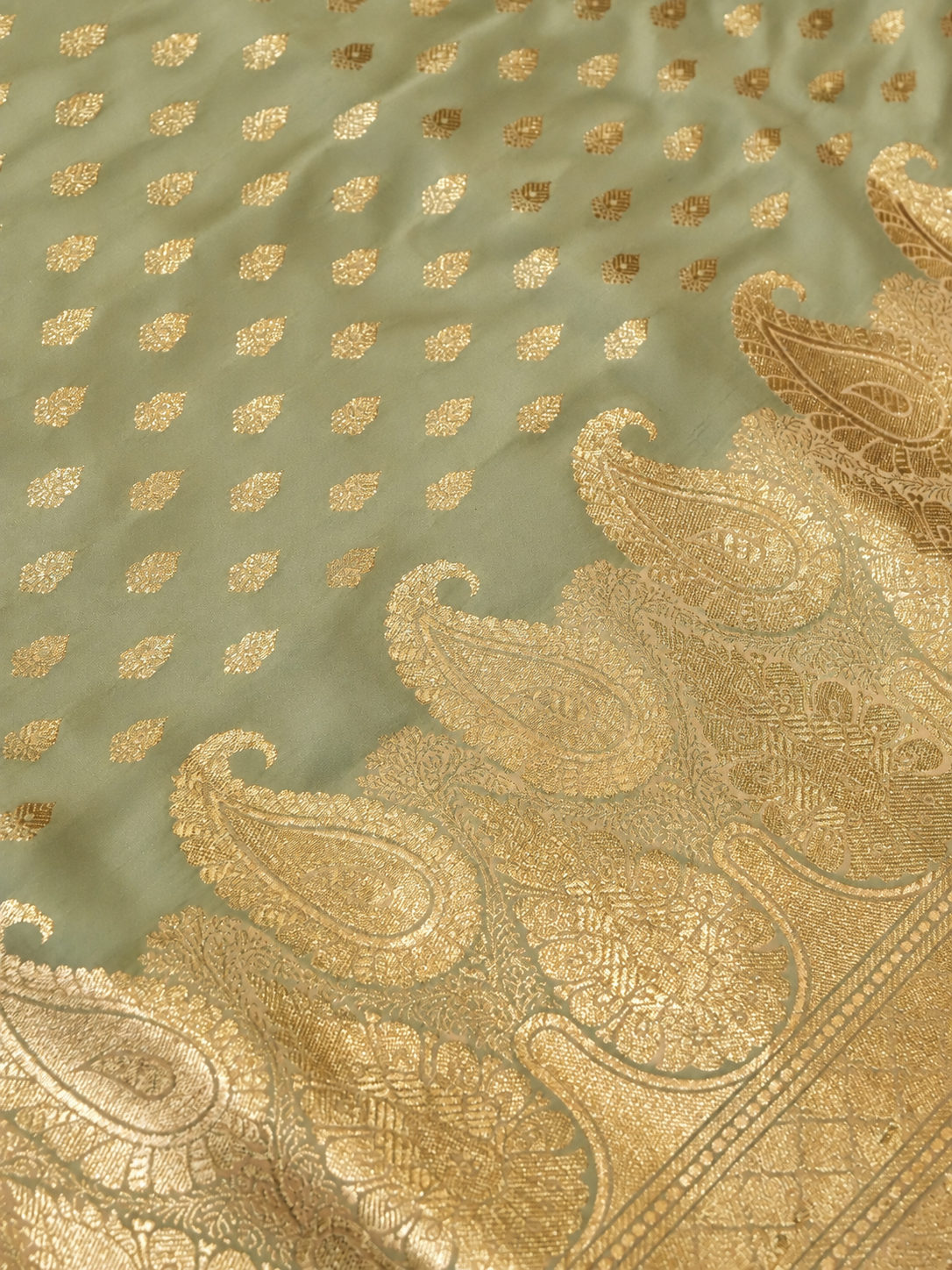 Rich Pastel Green Banarasi Silk Saree with Gold Zari Weaving