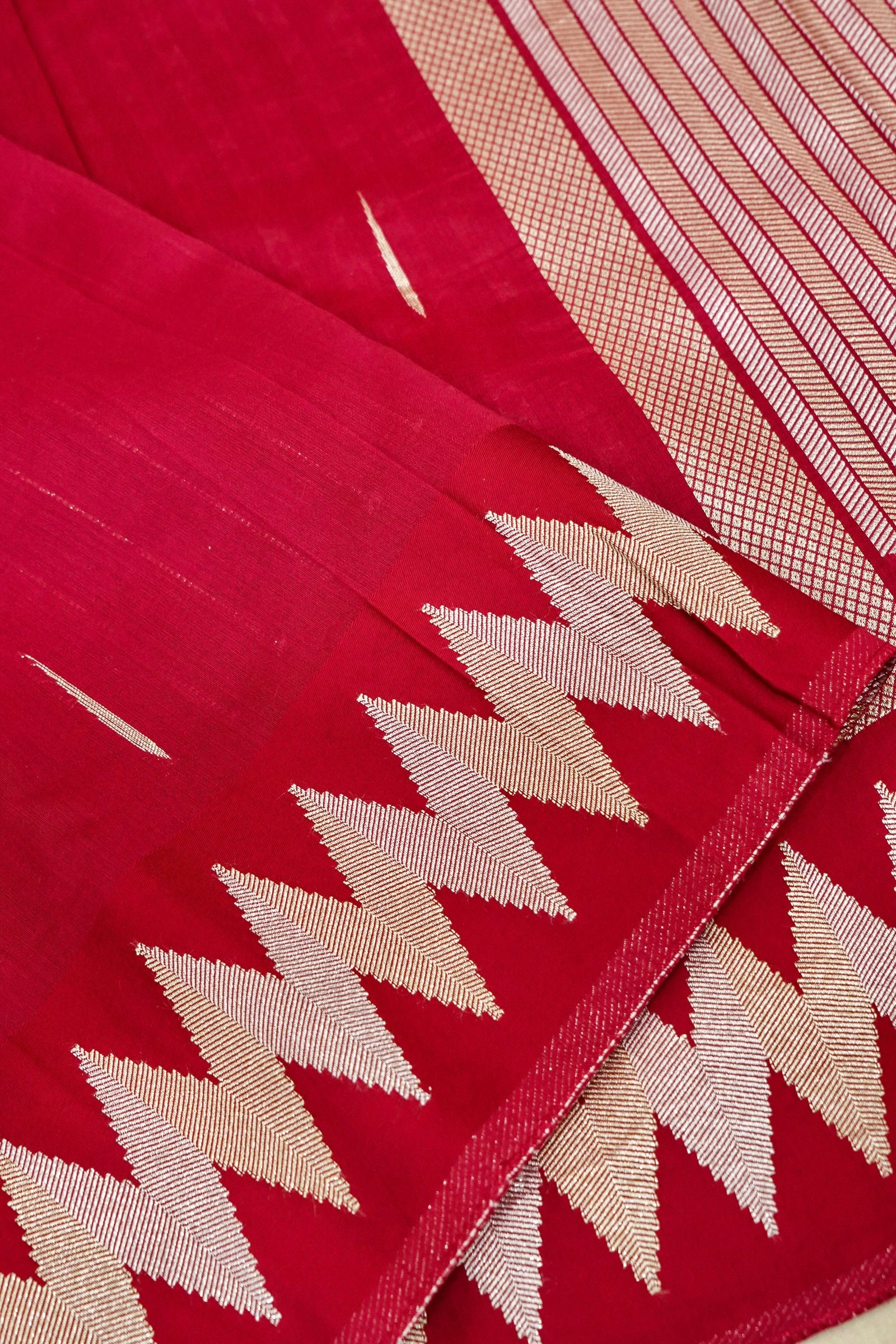 Hot Red Mul Cotton Banarasi Saree
