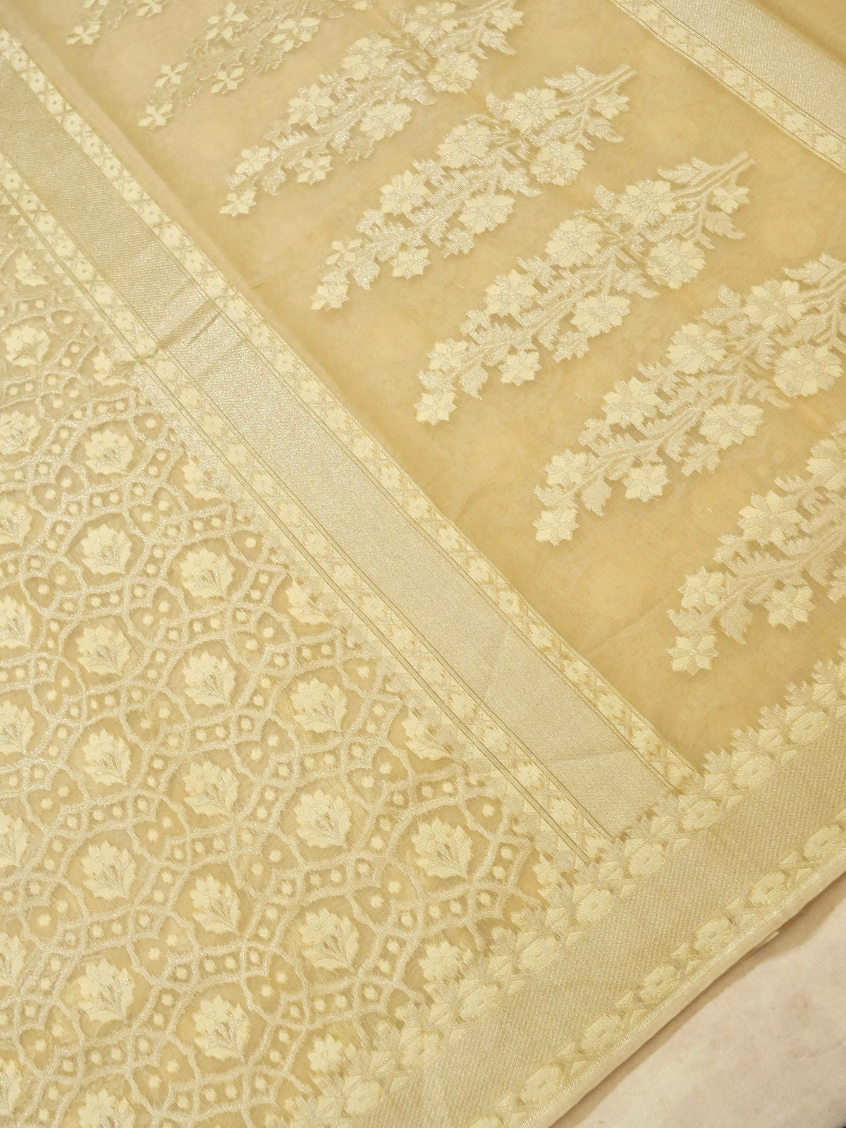 Golden Beige Jamdhani-Style Saree with Intricate Floral Motifs