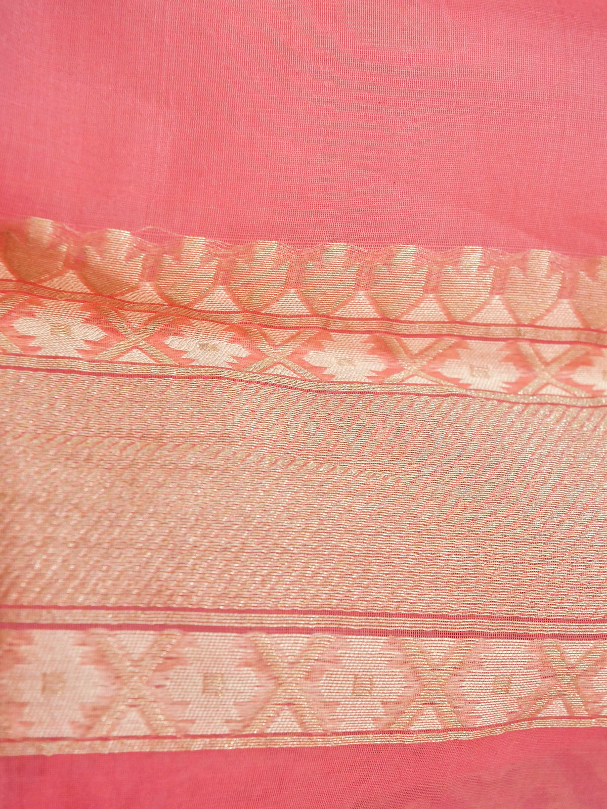 Dusty Rose Jamdhani-Style Saree with Intricate Floral Motifs