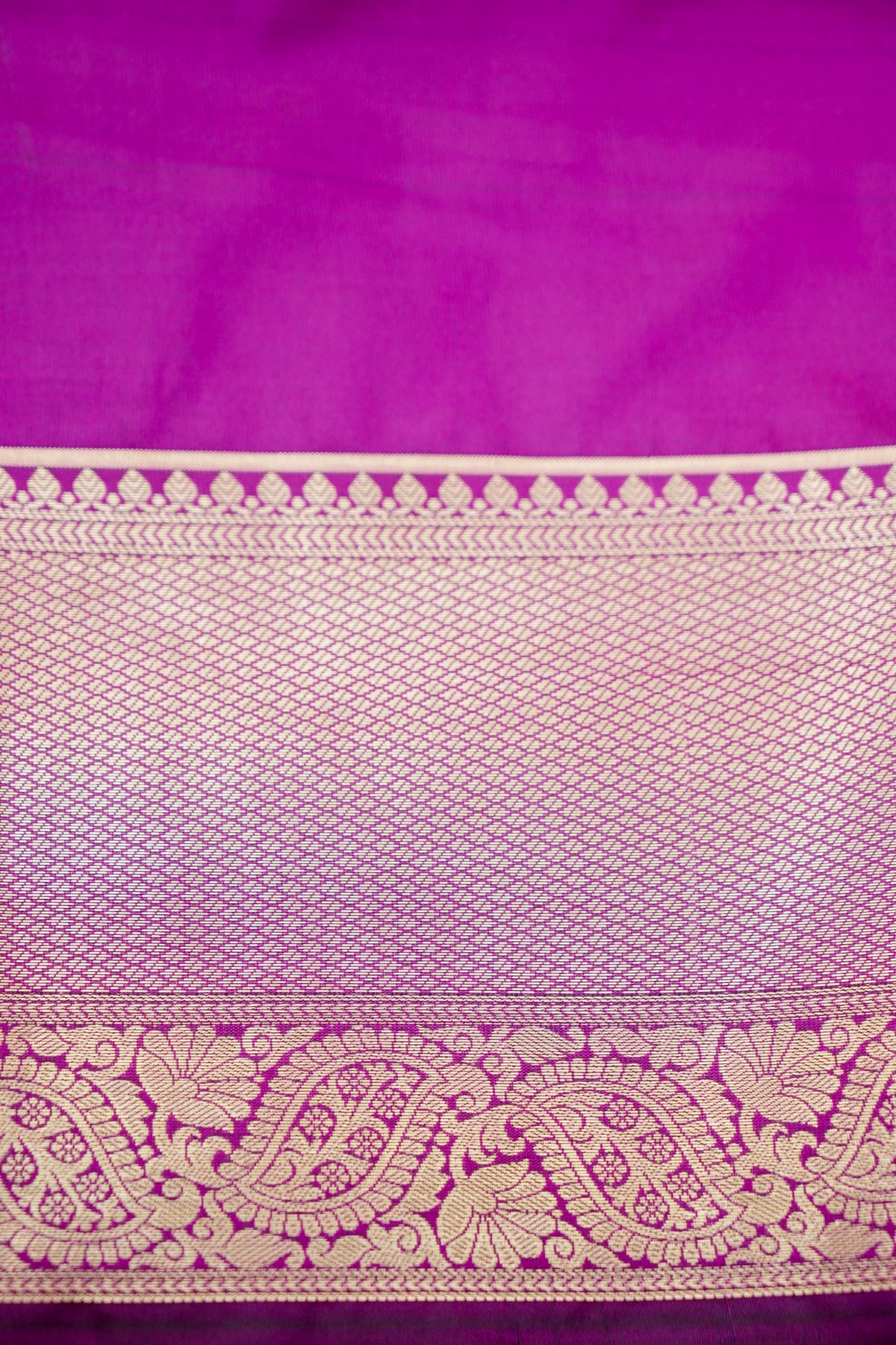 Suvarna - Magenta Pink Dharmavaram Tissue Silk Saree