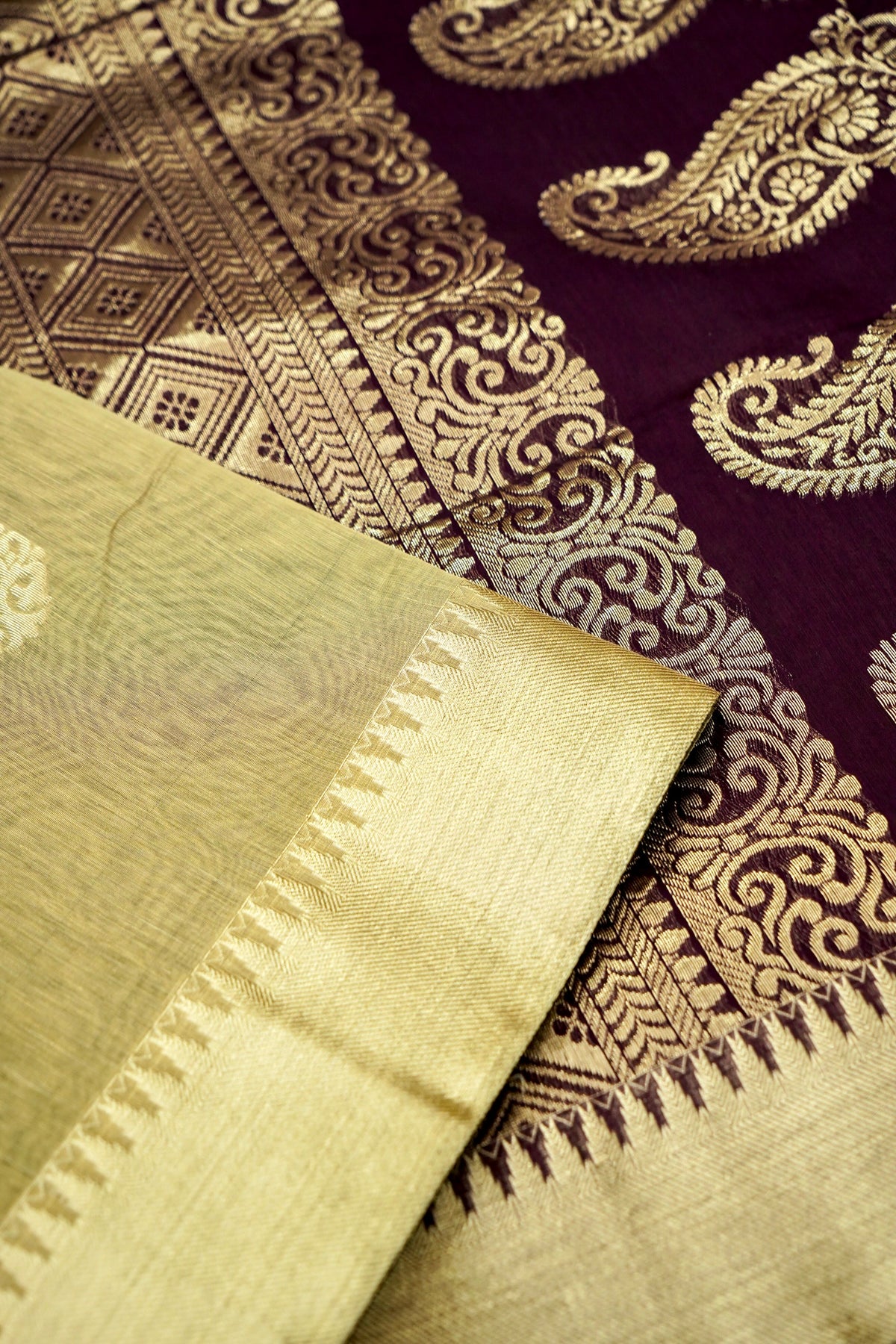 Suvarna - Sage Olive Green Maheshwari Silk Saree with Antique Gold Border