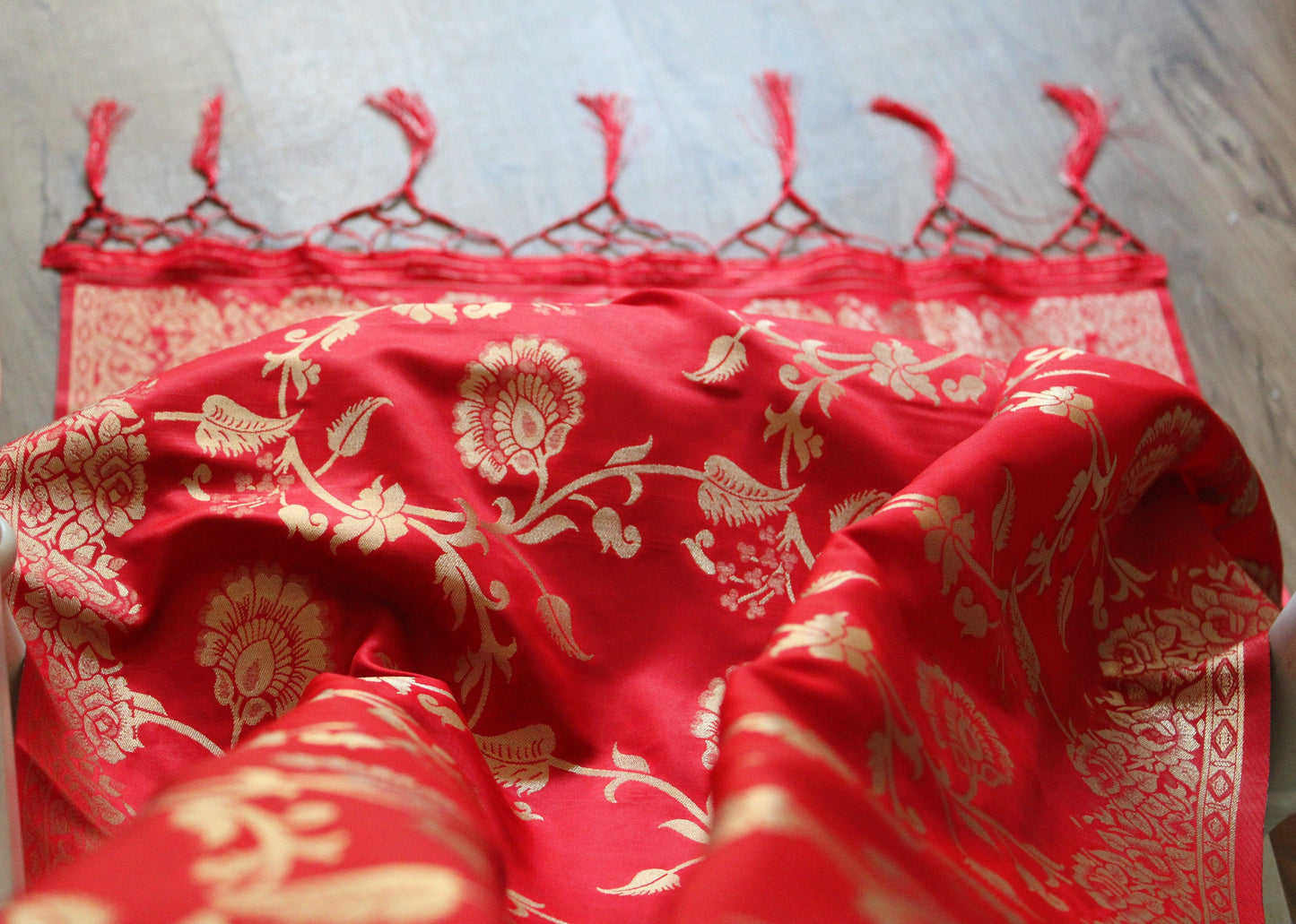 Banarasi Silk Dupatta in Bright Red and gold weaving