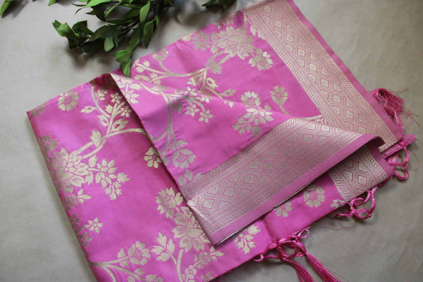 Banarasi Pink Dupatta with gold handweaving