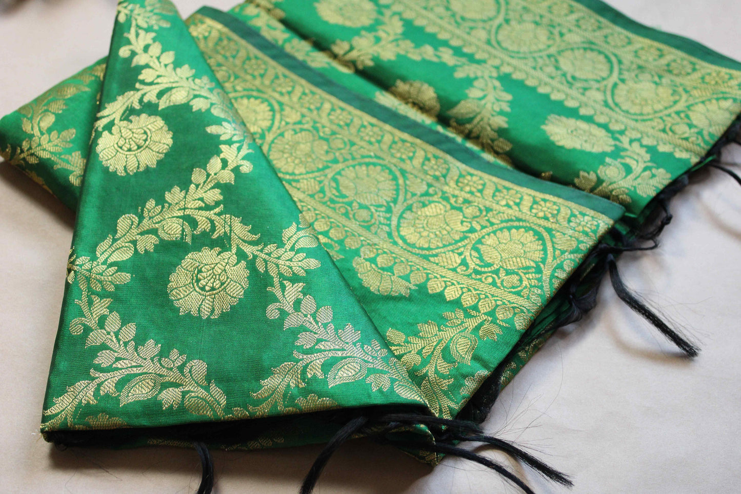 Banarasi Emerald Green Silk Dupatta with gold weaving