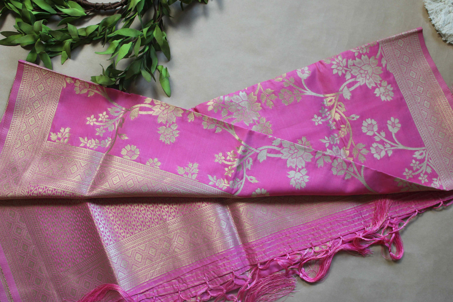 Banarasi Pink Dupatta with gold handweaving