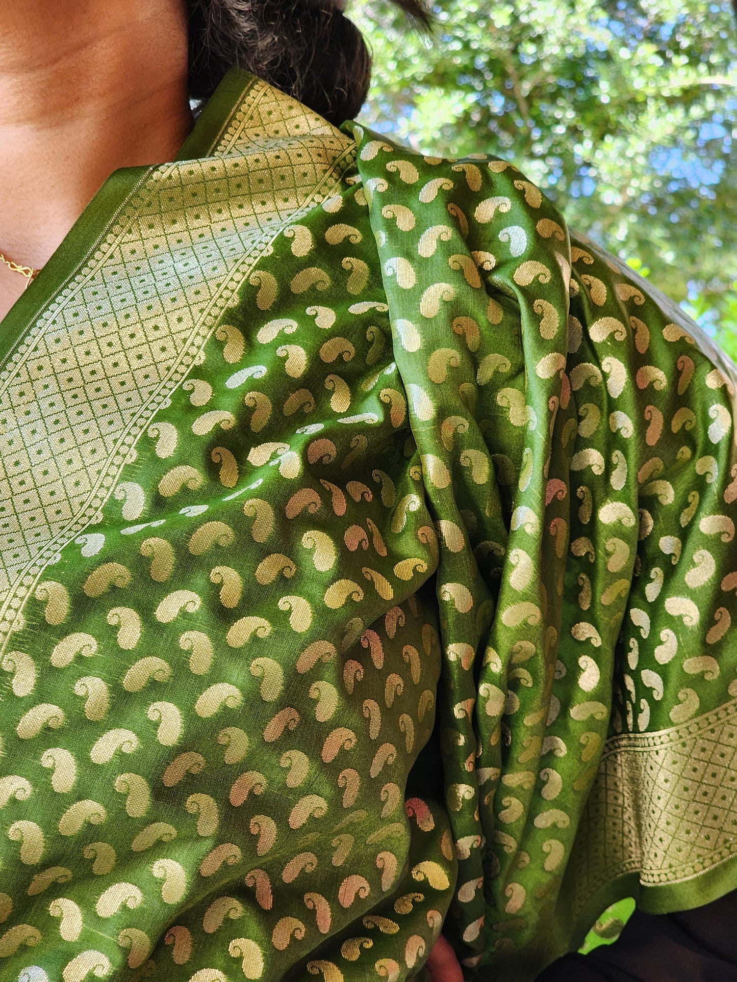 Banarasi Silk Light Green Dupatta with gold handweaving