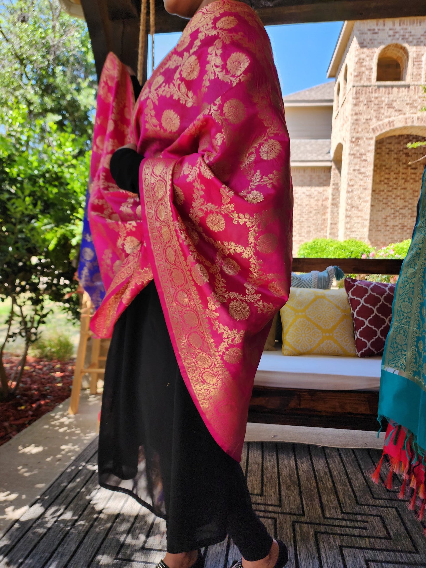 Banarasi Purple & Pink Dupatta with gold handweaving