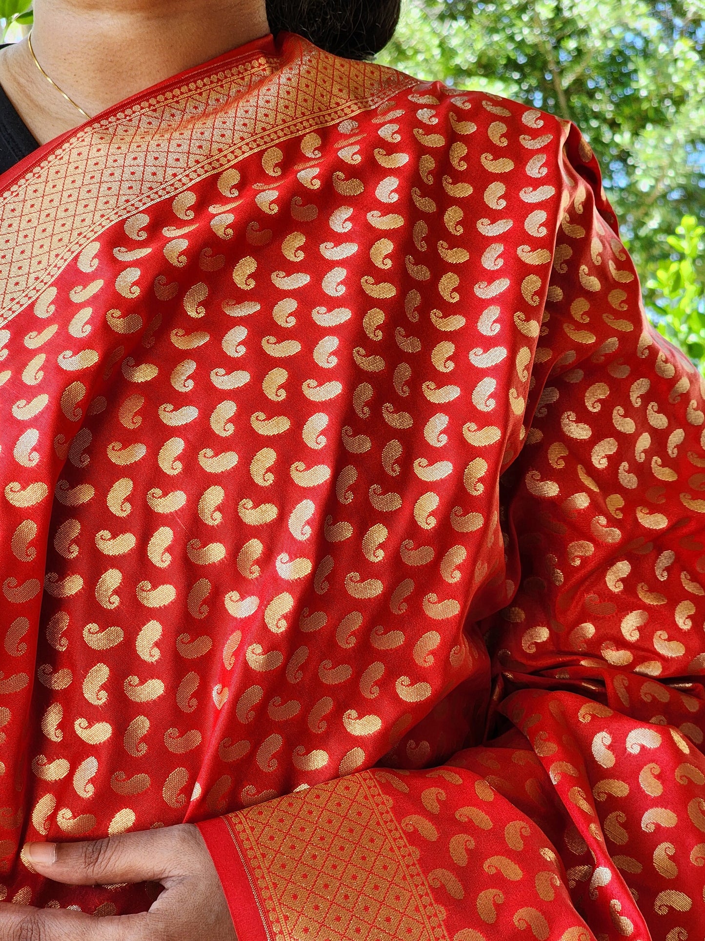 Banarasi Silk Red Color Dupatta with gold handweaving